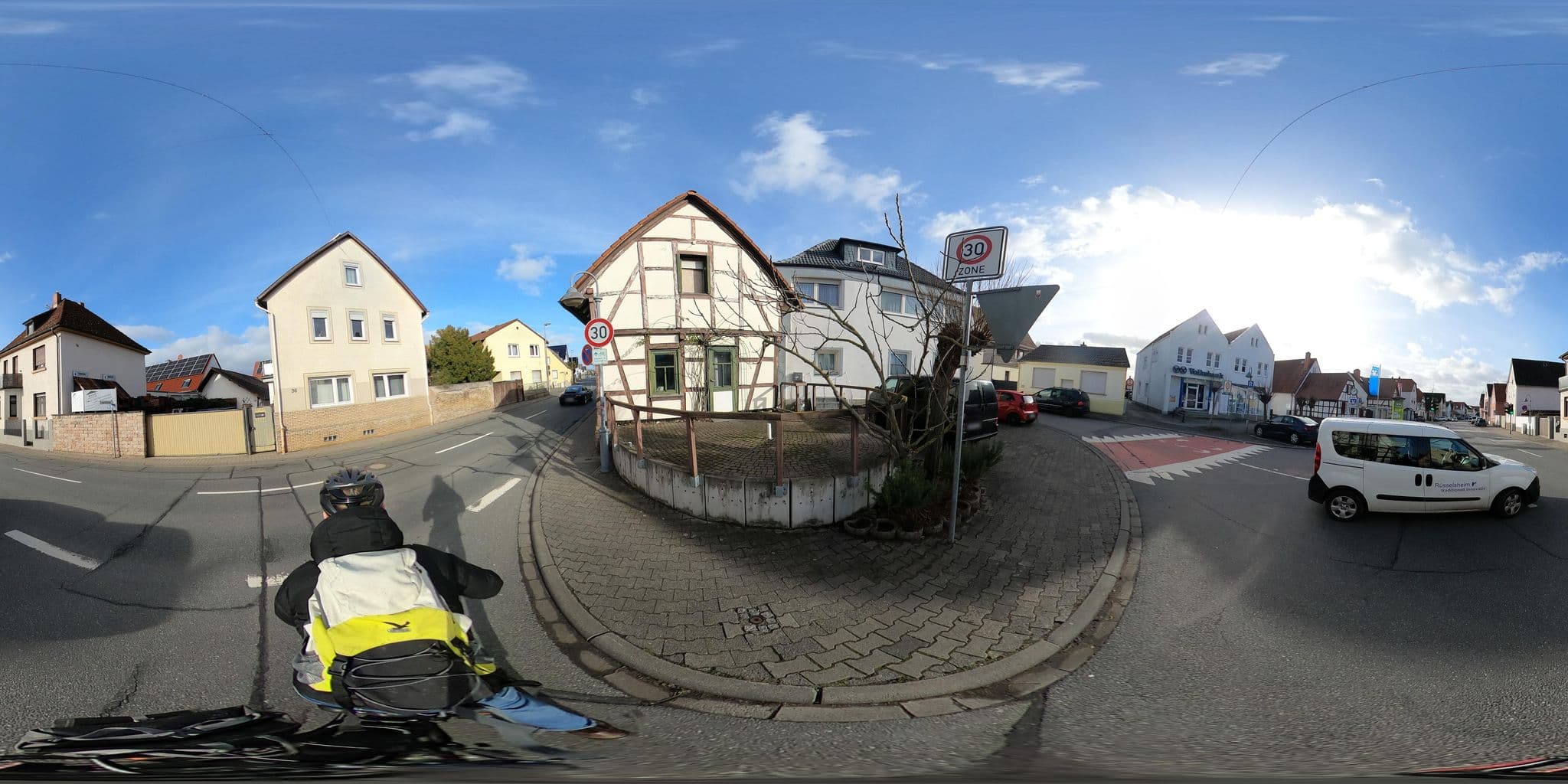Street view near Pension Jyl, Astheim — © Planungsgesellschaft_RV-K_MB (CC BY-SA · Mapillary)