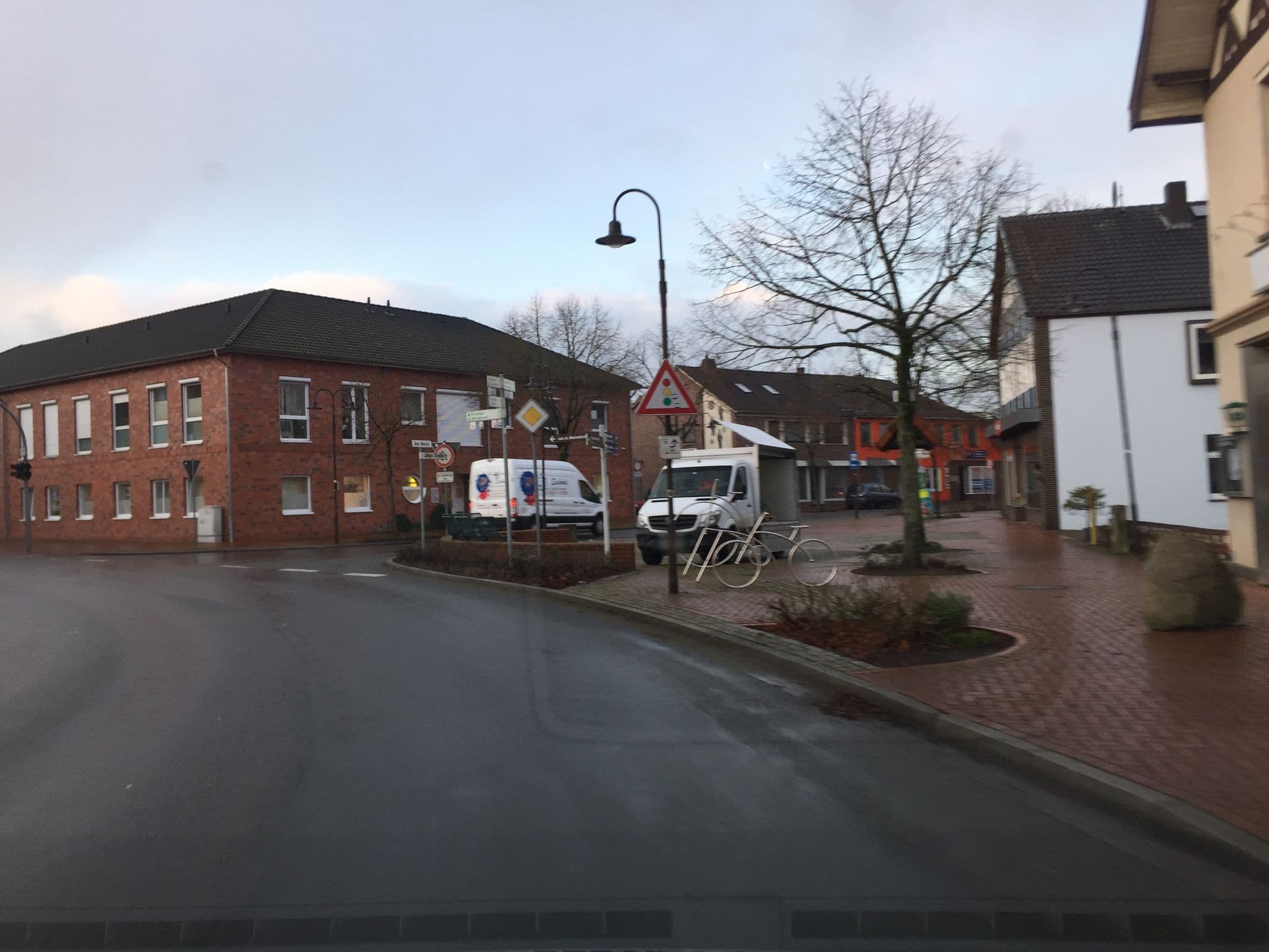Street view near Steyerberger Hof, Steyerberg — © xanu (CC BY-SA · Mapillary)