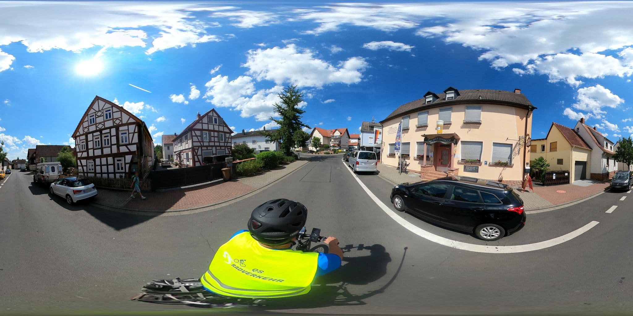 Street view near Hotel Euro, Lieblos — © Planungsgesellschaft_RV-K_MB (CC BY-SA · Mapillary)