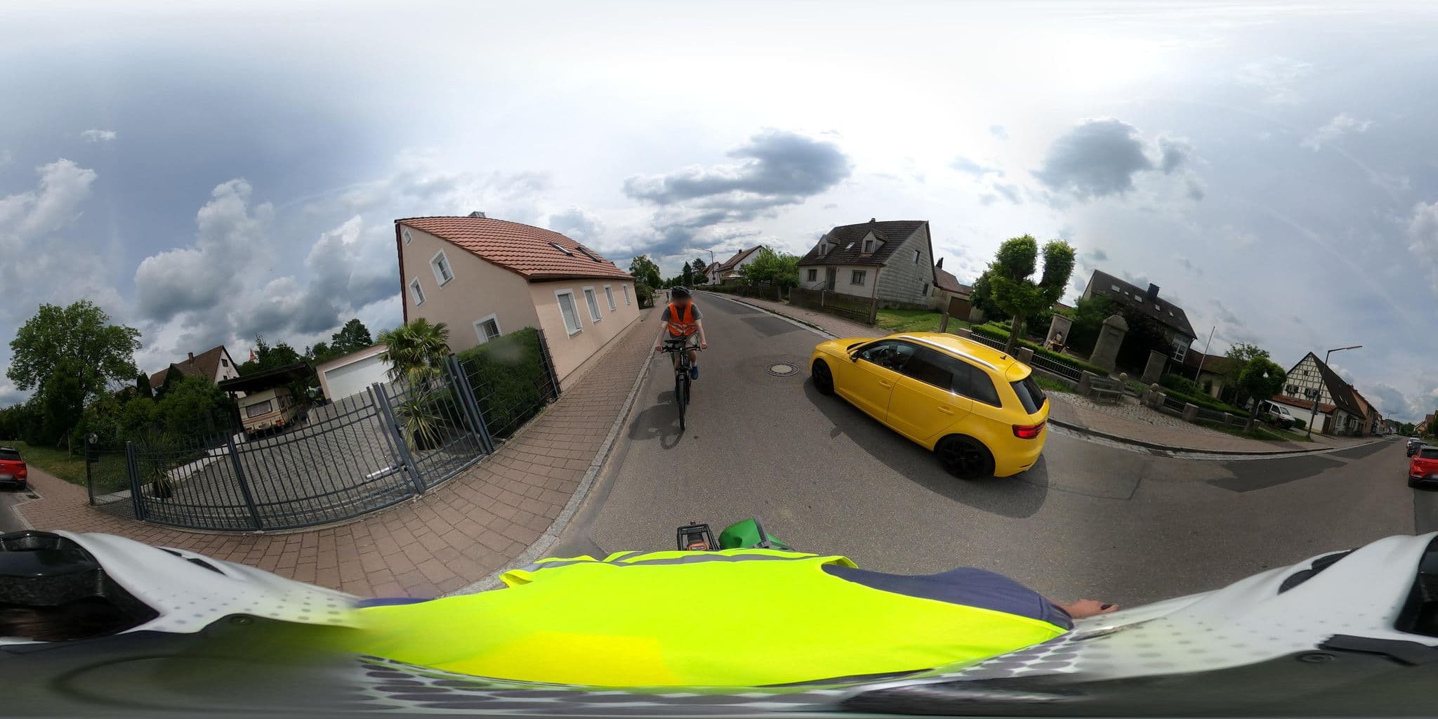 Street view near Haus Kirchbuckblick, Dombühl — © Mobilitaetswerk (CC BY-SA · Mapillary)