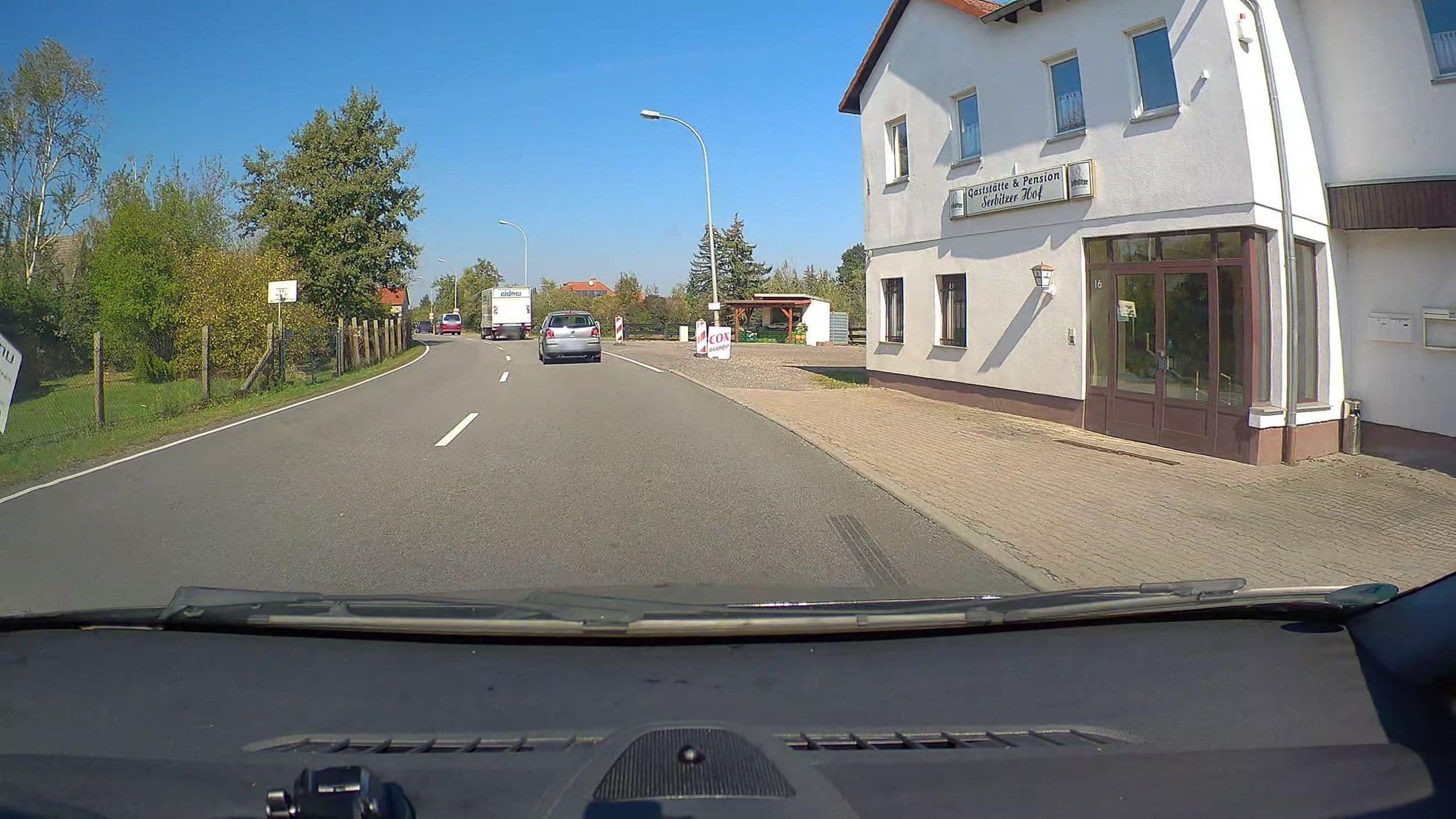 Street view near Gaststätte & Pension "Serbitzer Hof", Regis-Breitingen — © poxonline (CC BY-SA · Mapillary)