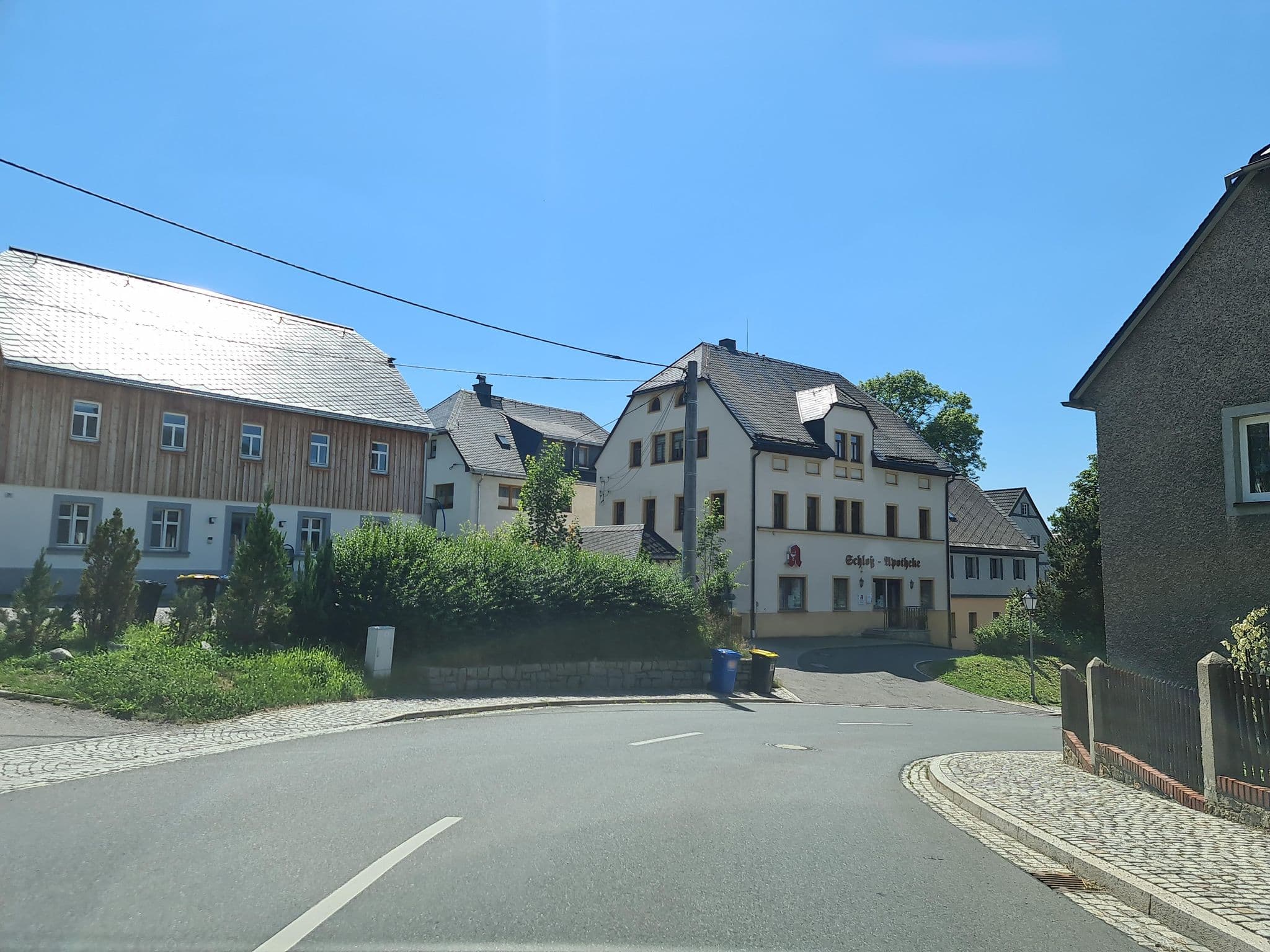 Street view near Inge's Hüte und Mützen Lad'l, Seiffen — © canislupus (CC BY-SA · Mapillary)