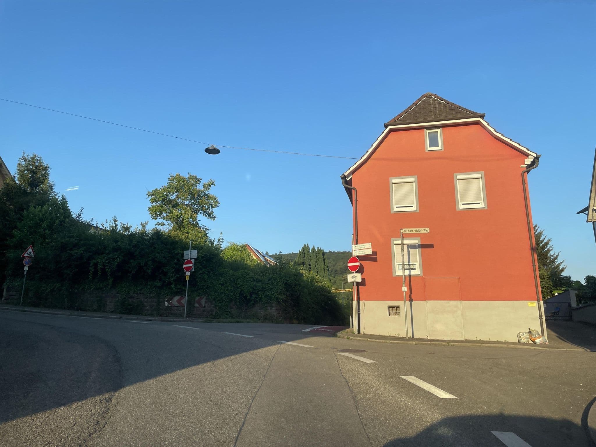 Street view near Grüner Baum, Lahr — © nalx (CC BY-SA · Mapillary)