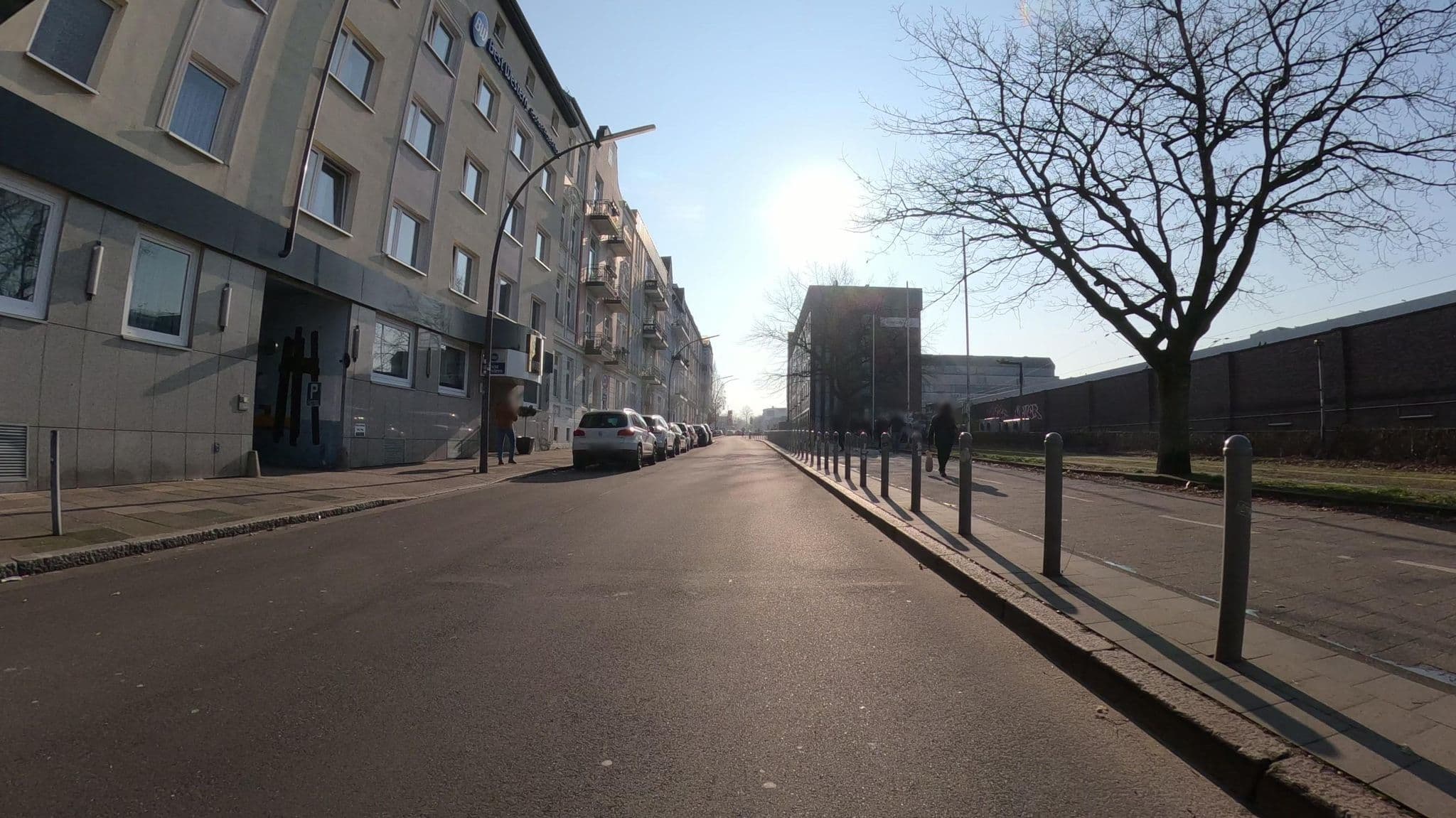 Street view near Hotel Central, Altona — © veloroute_hamburg (CC BY-SA · Mapillary)