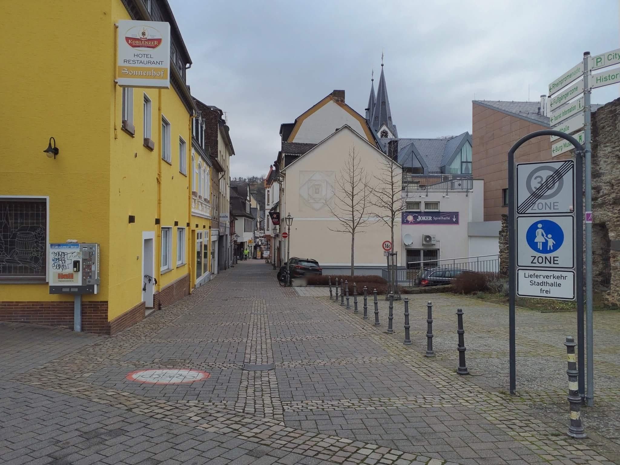 Street view near Sonnenhof, Boppard — © Vosgivince (CC BY-SA · Mapillary)