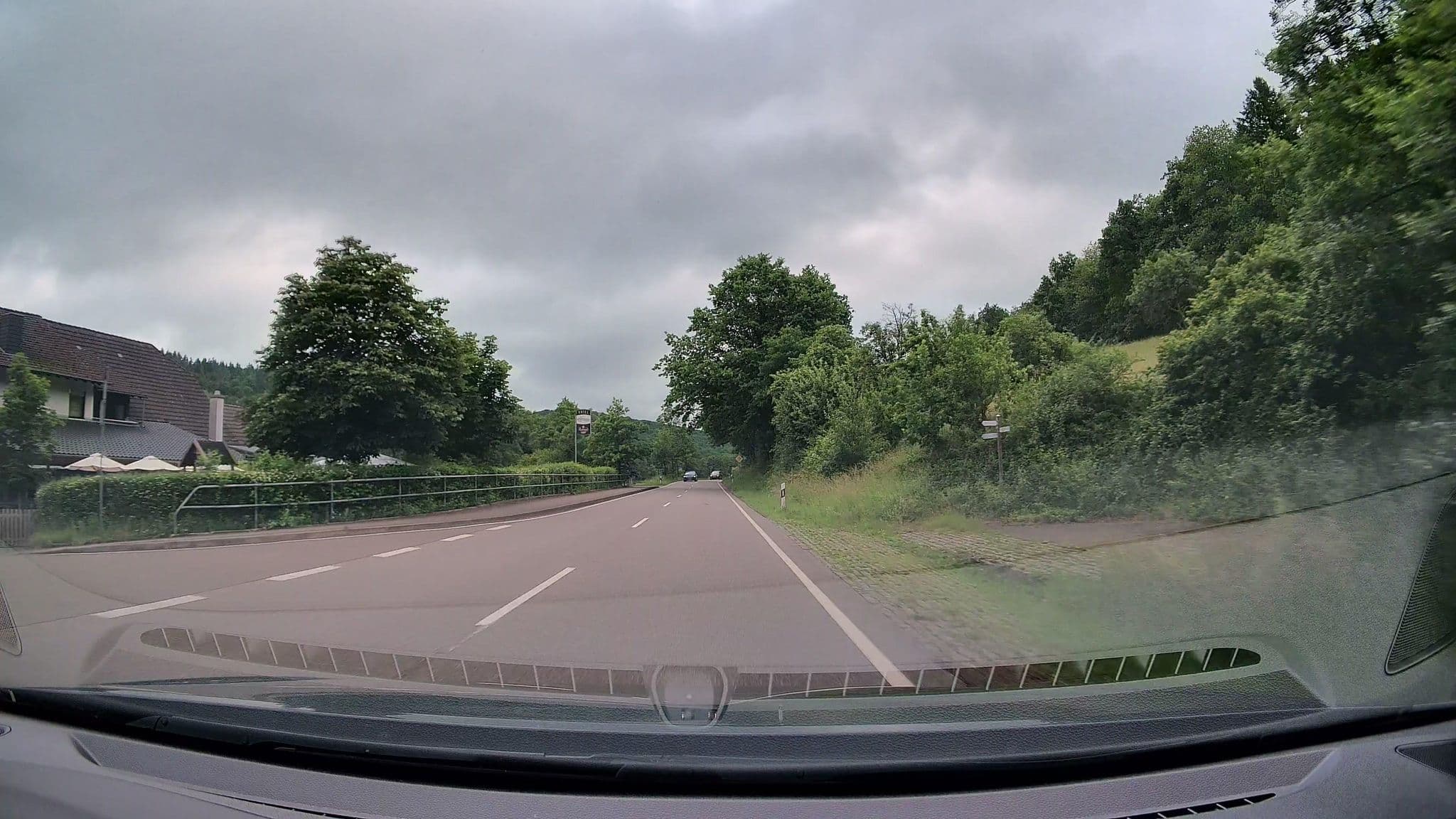 Street view near Hotel Pfeifertal, Weilerbach — © Bulld0z3r (CC BY-SA · Mapillary)