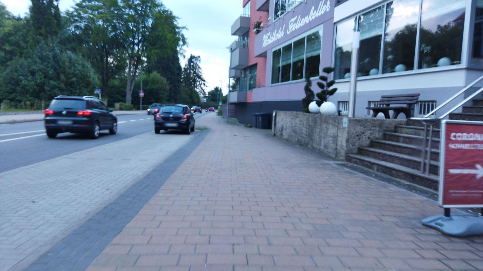 Street view near Felsenkeller, Bad Iburg — © changchun1 (CC BY-SA · Mapillary)