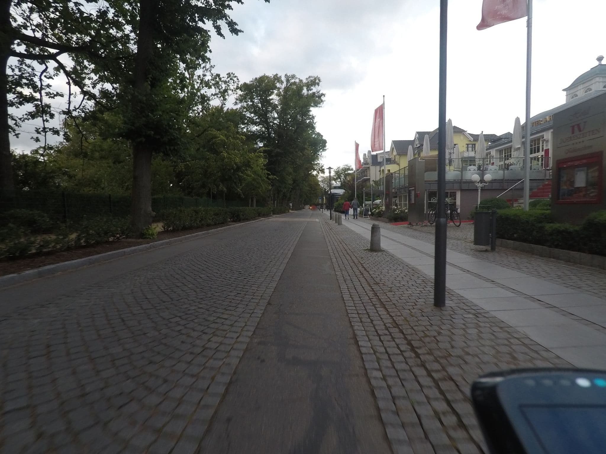 Street view near Vier Jahreszeiten, Ostseebad Kühlungsborn — © mjay (CC BY-SA · Mapillary)