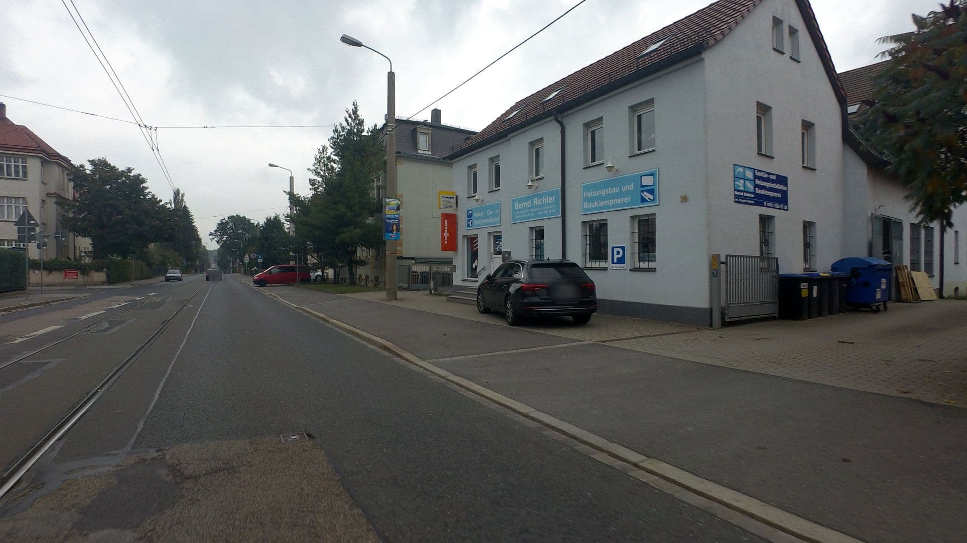 Street view near Hotel Kaden, Klotzsche — © moenk (CC BY-SA · Mapillary)