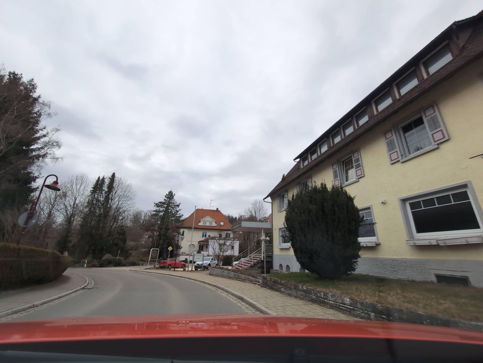 Street view near Berghotel Heiligenberg, Heiligenberg — © mcliquid (CC BY-SA · Mapillary)