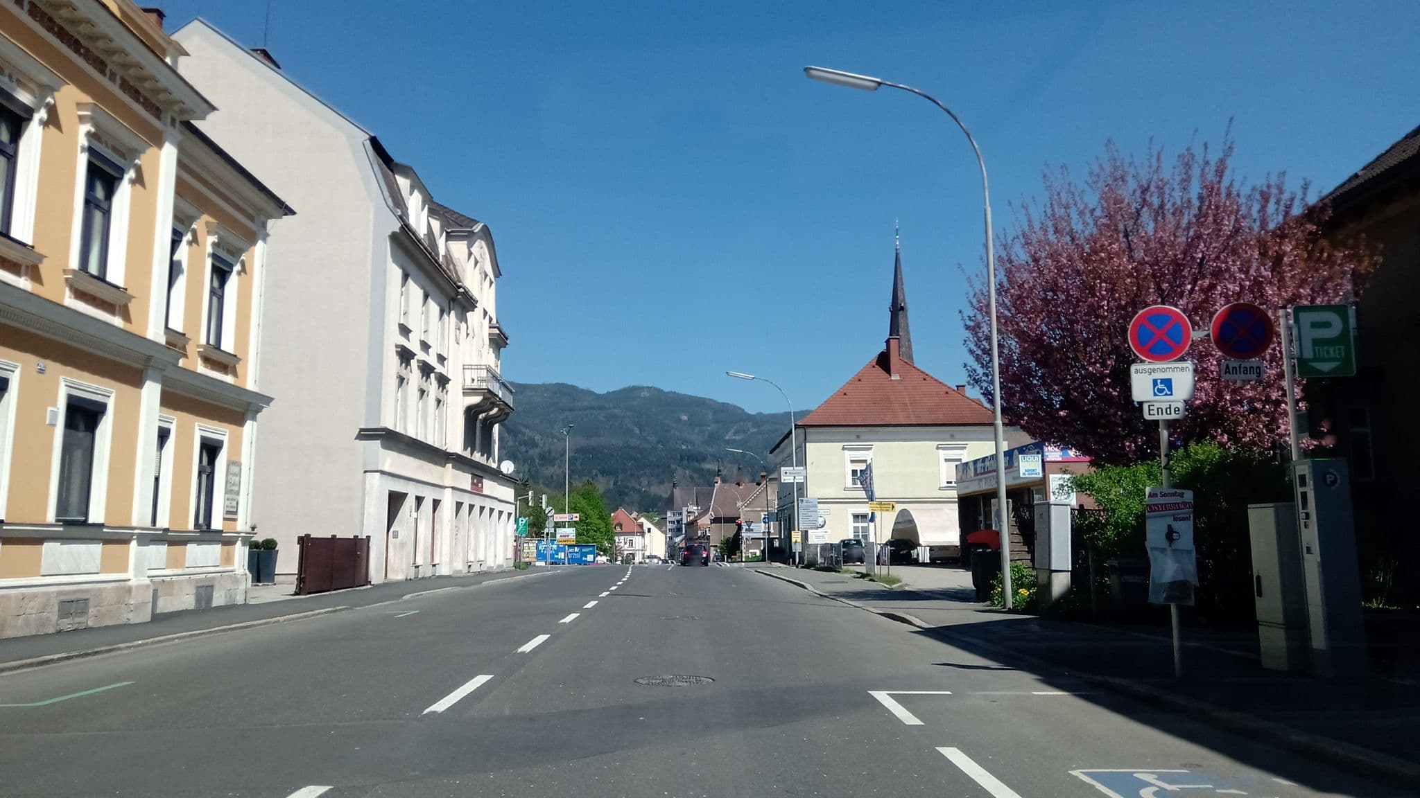 Street view near Bellini, Leoben — © christianertler (CC BY-SA · Mapillary)