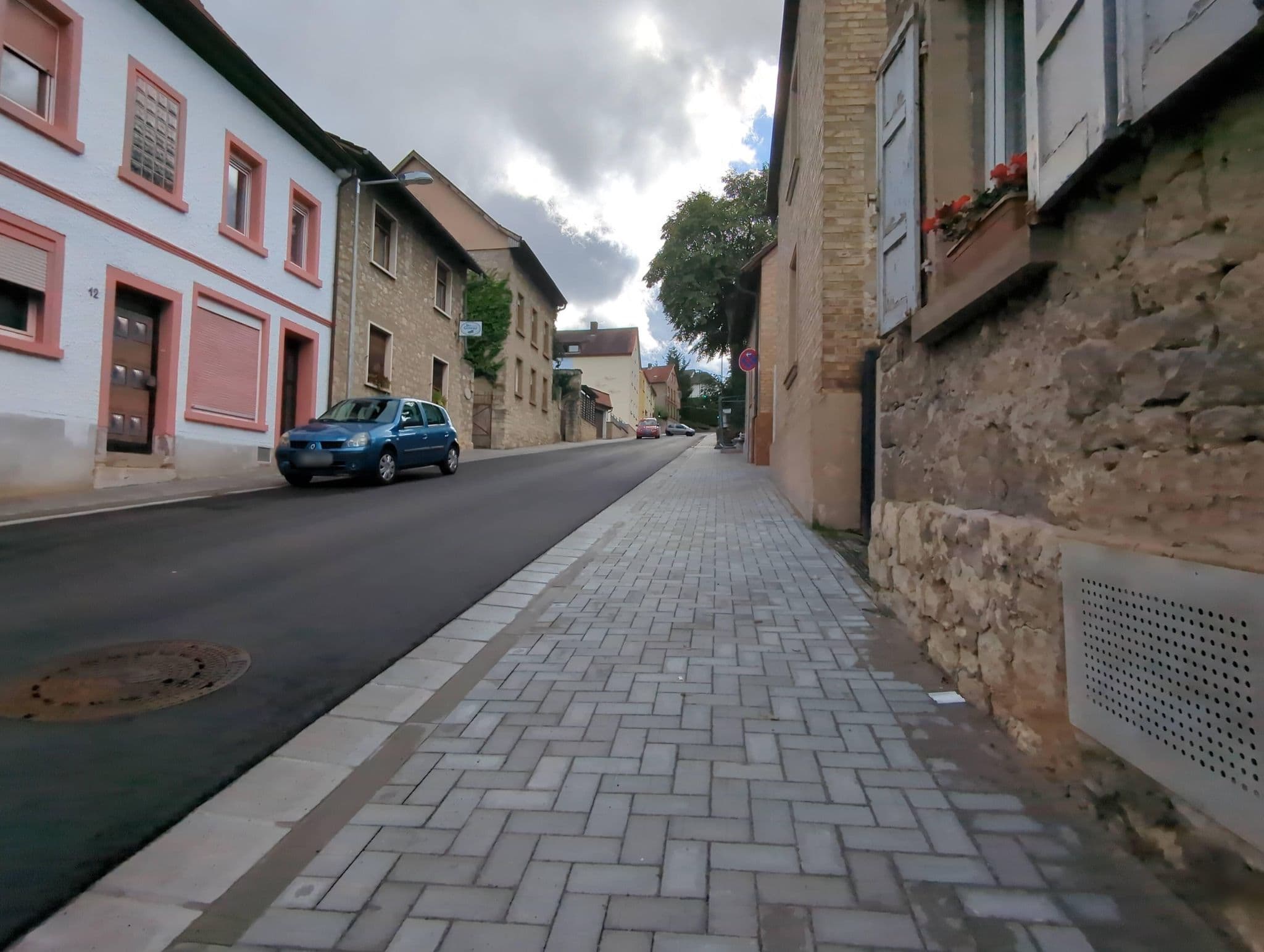 Street view near Gästehaus Speth, Wackernheim — © miguel_andrade (CC BY-SA · Mapillary)
