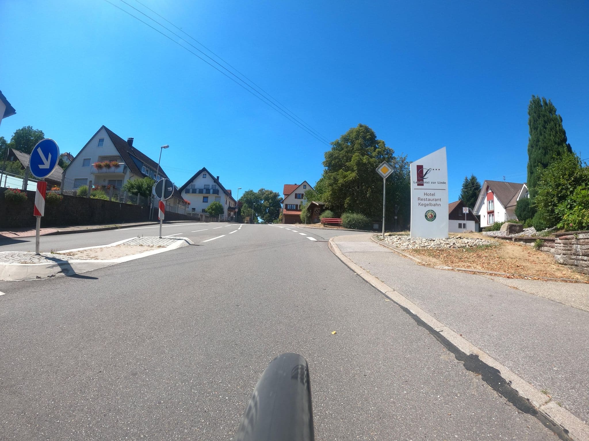 Street view near Linde, Glatten — © plexi32 (CC BY-SA · Mapillary)