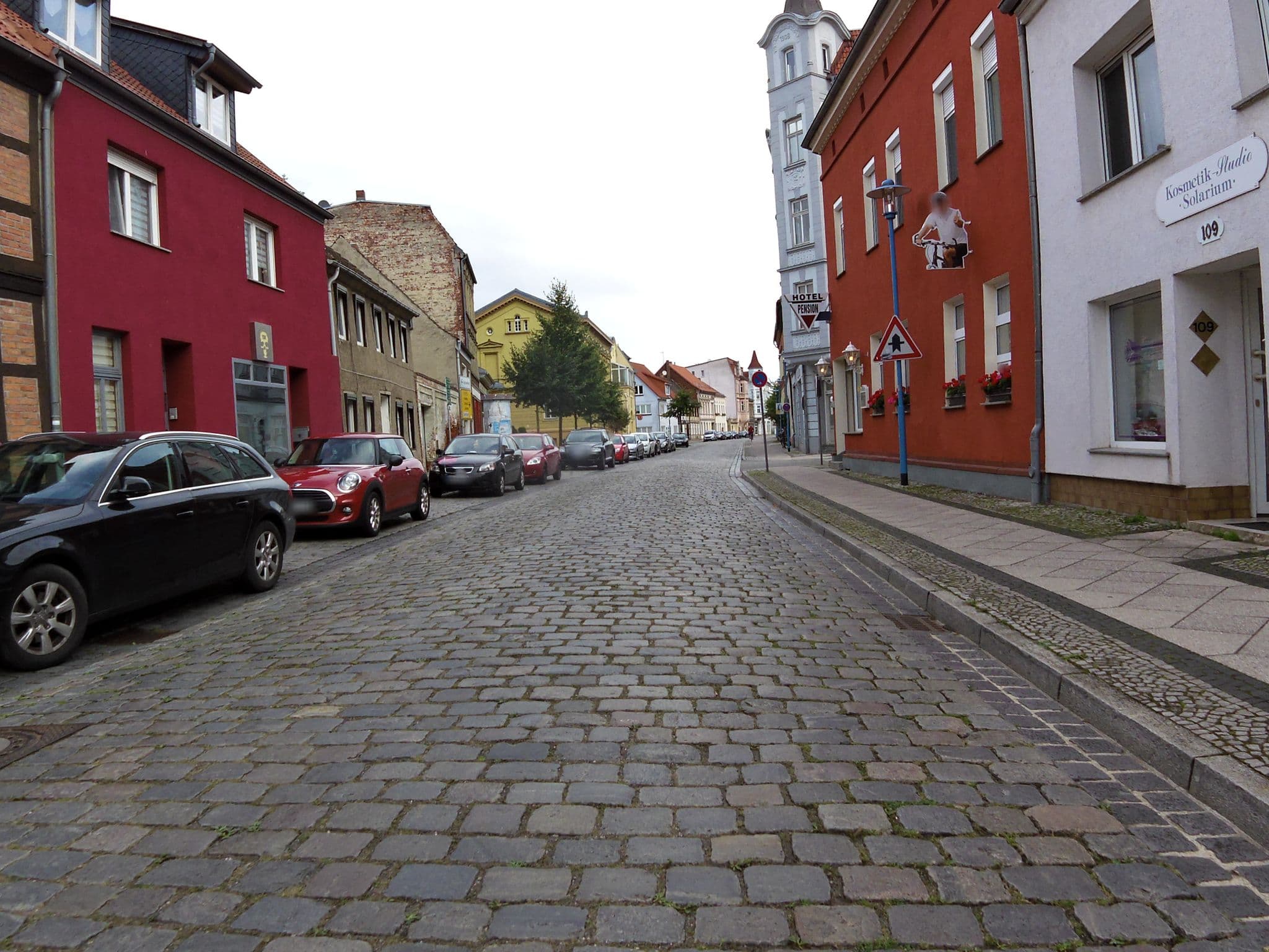 Street view near Zur Elbaue, Wittenberge — © zoegglmeyr (CC BY-SA · Mapillary)