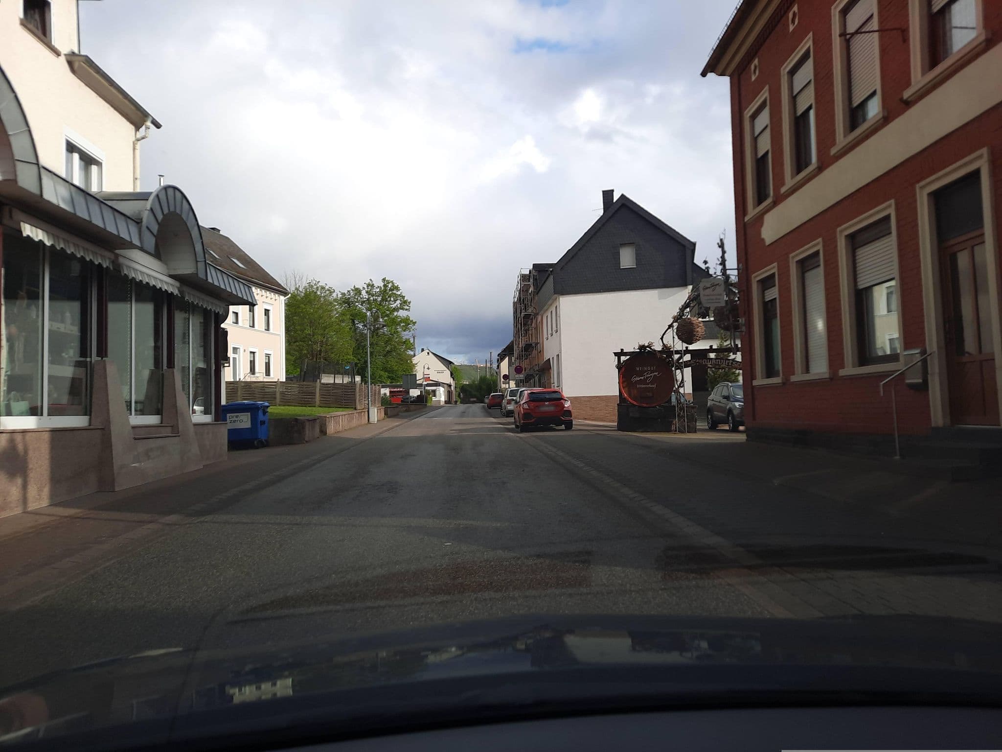 Street view near Weingut Sturm-Pargen, Bullay — © Lowiekse (CC BY-SA · Mapillary)