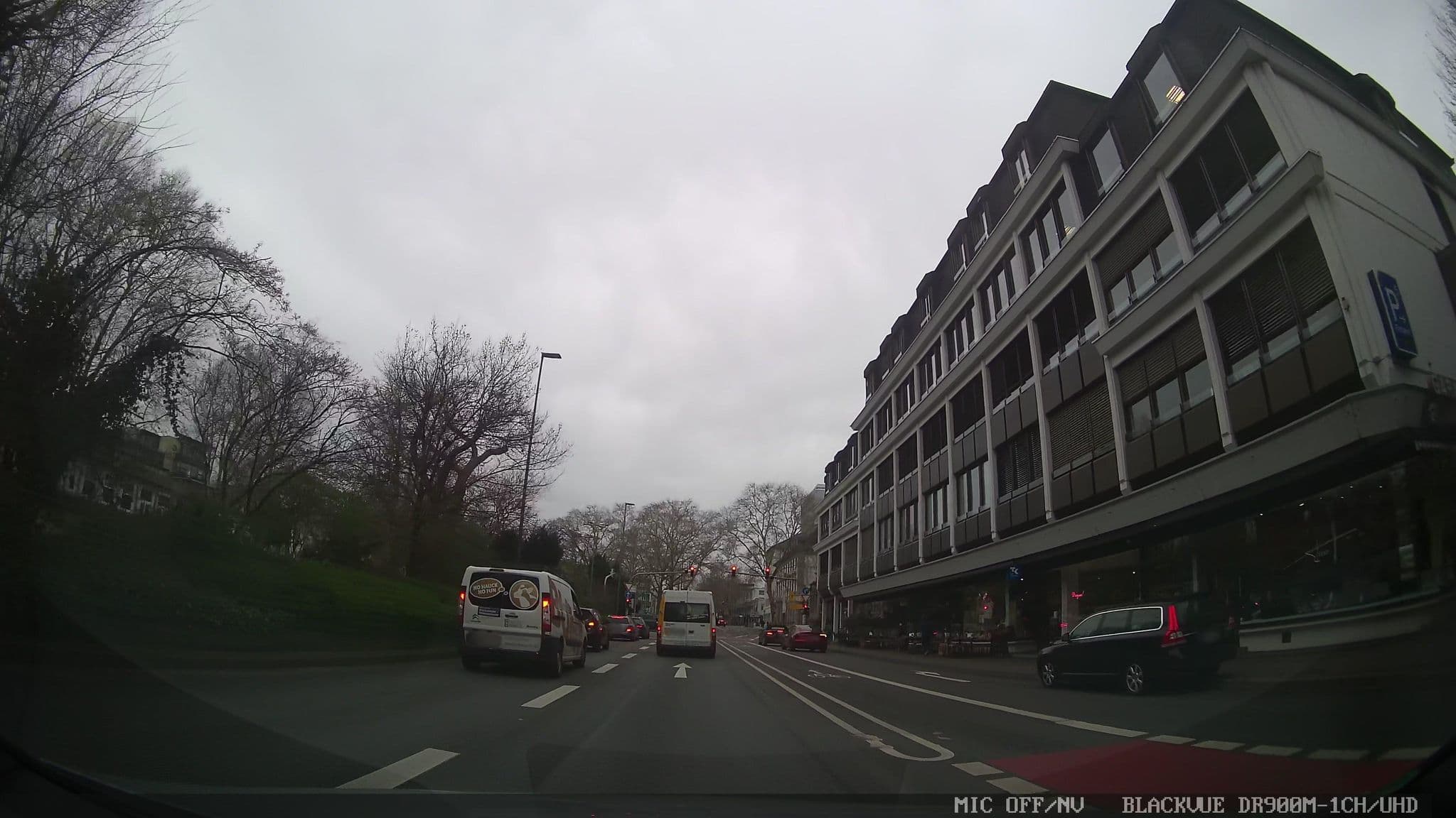 Street view near Europäischer Hof, Heidelberg — © chuck (CC BY-SA · Mapillary)
