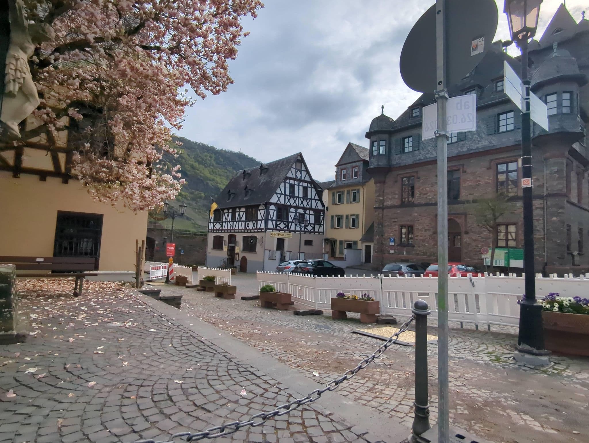 Street view near Römerkrug, Oberwesel — © miguel_andrade (CC BY-SA · Mapillary)