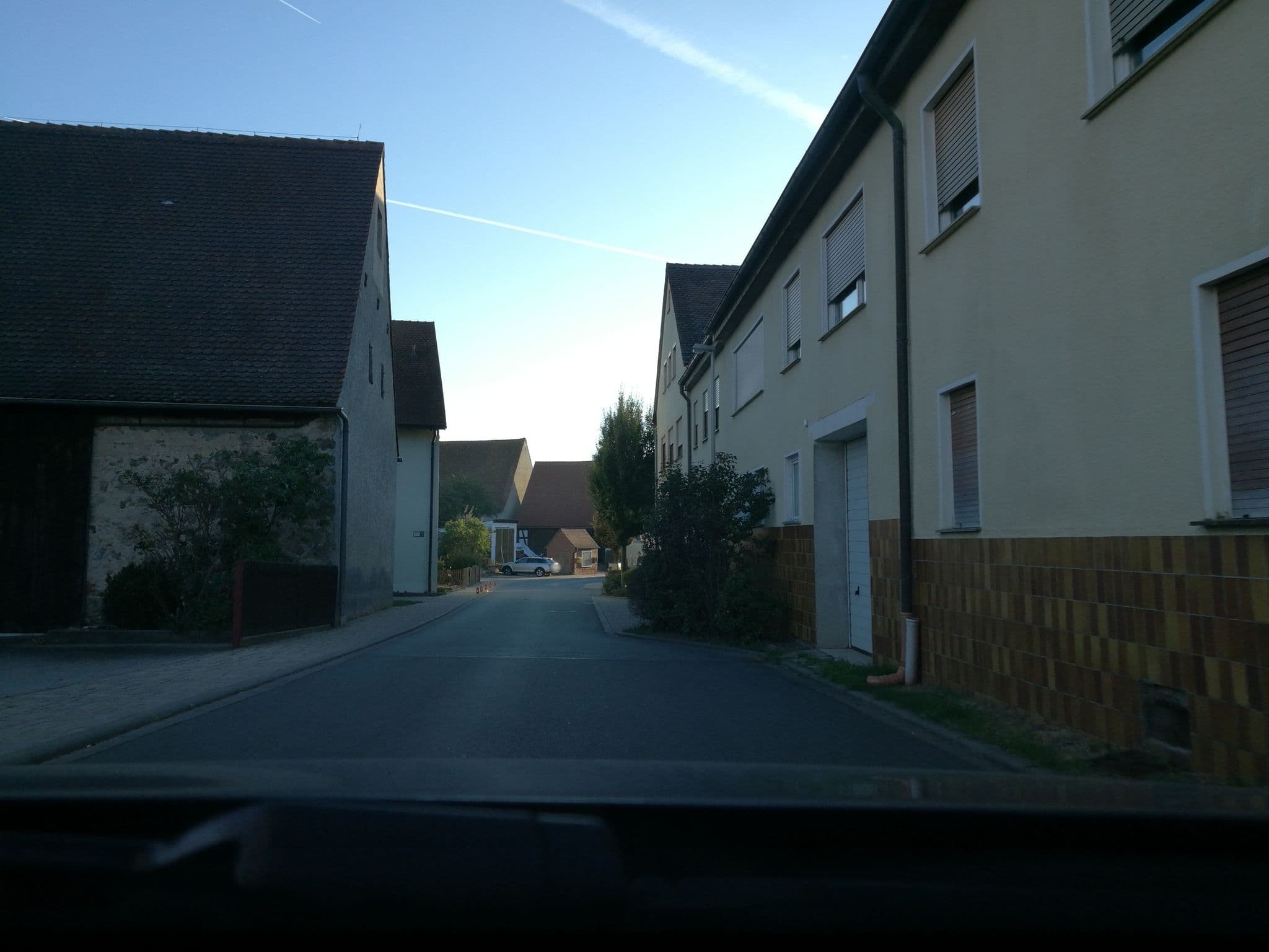 Street view near Hotel Landgasthof Bär, Herzogenaurach — © mike409 (CC BY-SA · Mapillary)