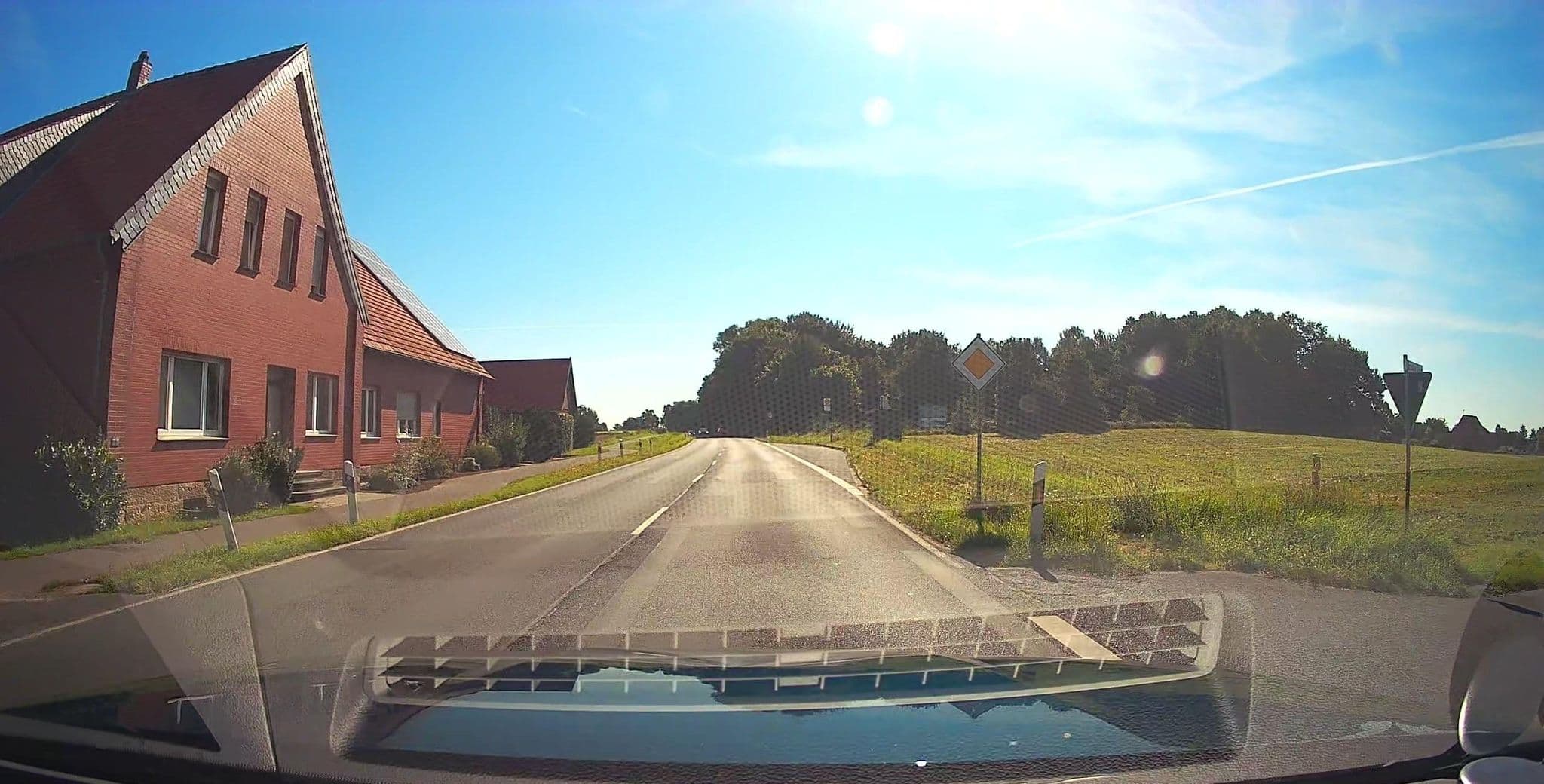 Street view near Pension Luetkeschuemer, Lienen — © kgvx (CC BY-SA · Mapillary)