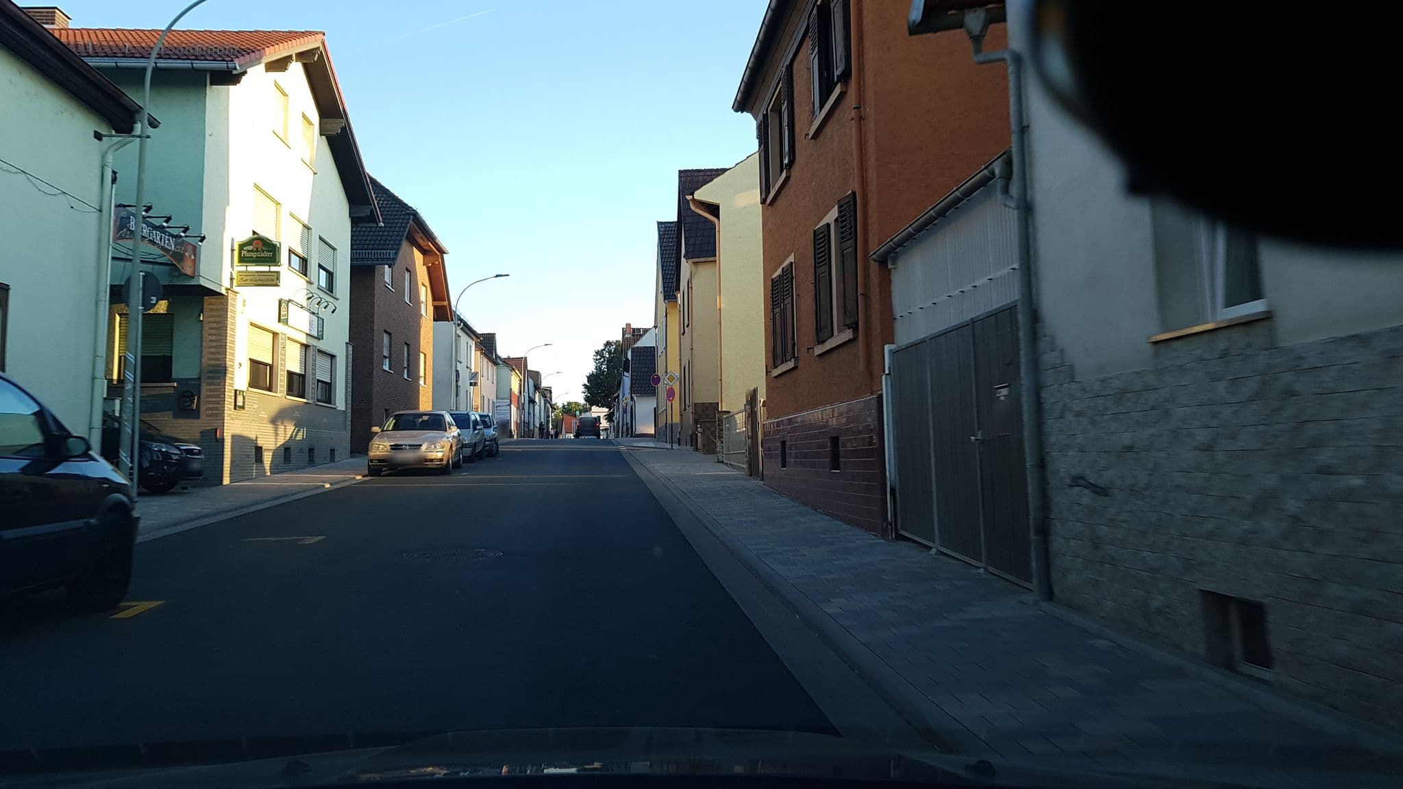 Street view near Gaststätte zur Ludwigshöhe, Karben — © jaybe (CC BY-SA · Mapillary)