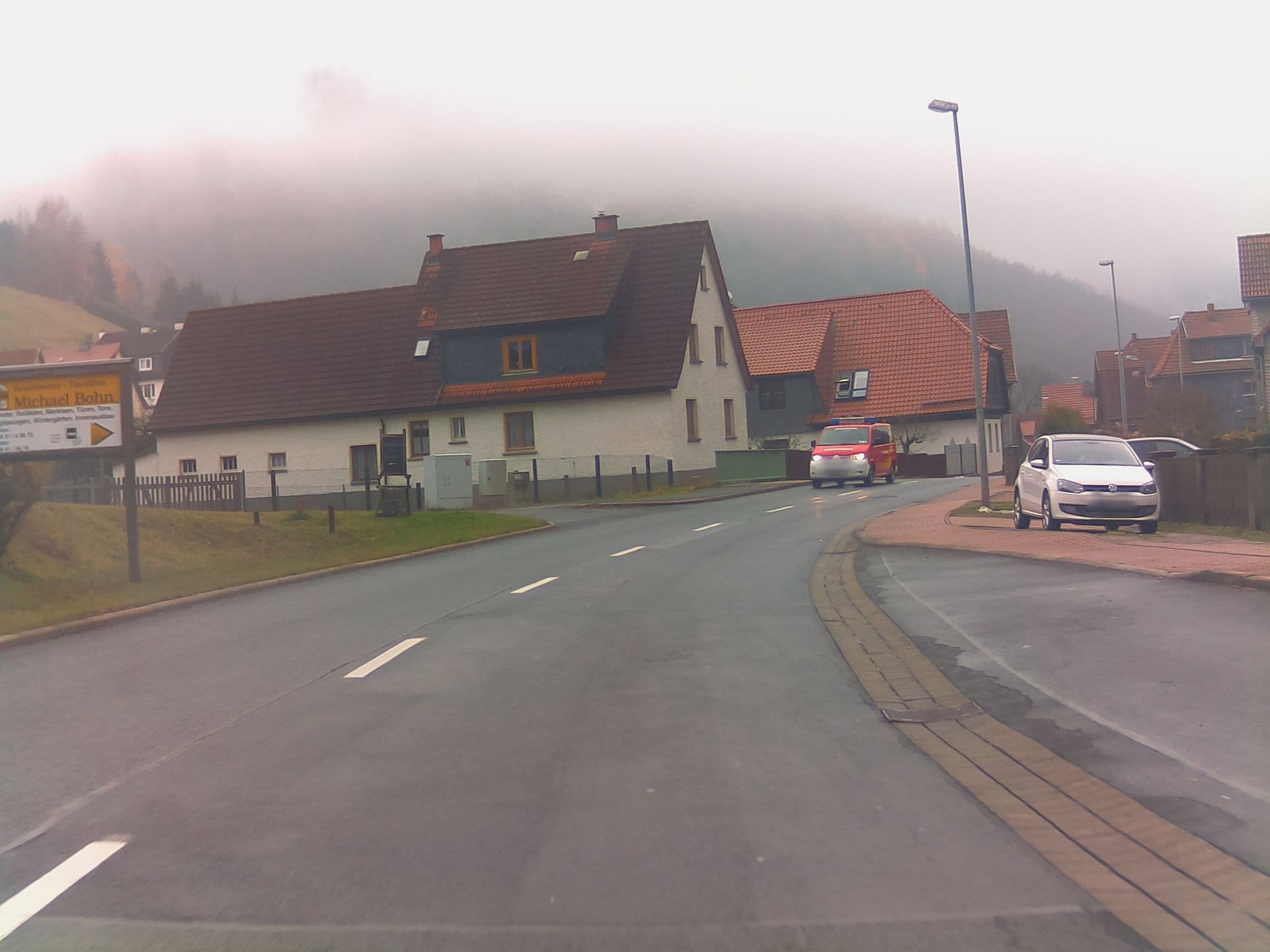 Street view near Wanderherberge „Alter Bahnhof“, Frauenwald — © ramap (CC BY-SA · Mapillary)