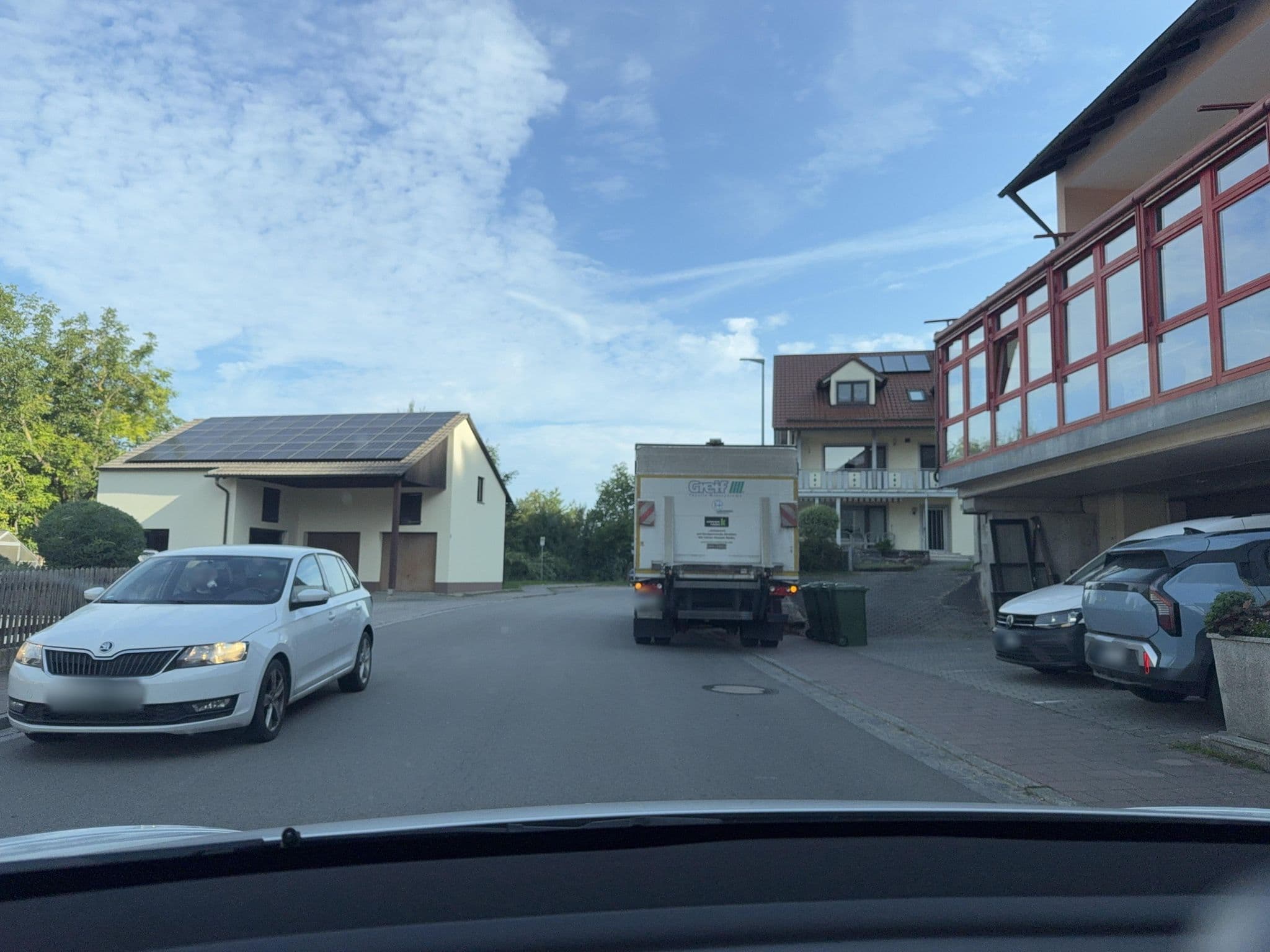 Street view near Hotel Gasthof Heckl, Greding — © ottor (CC BY-SA · Mapillary)