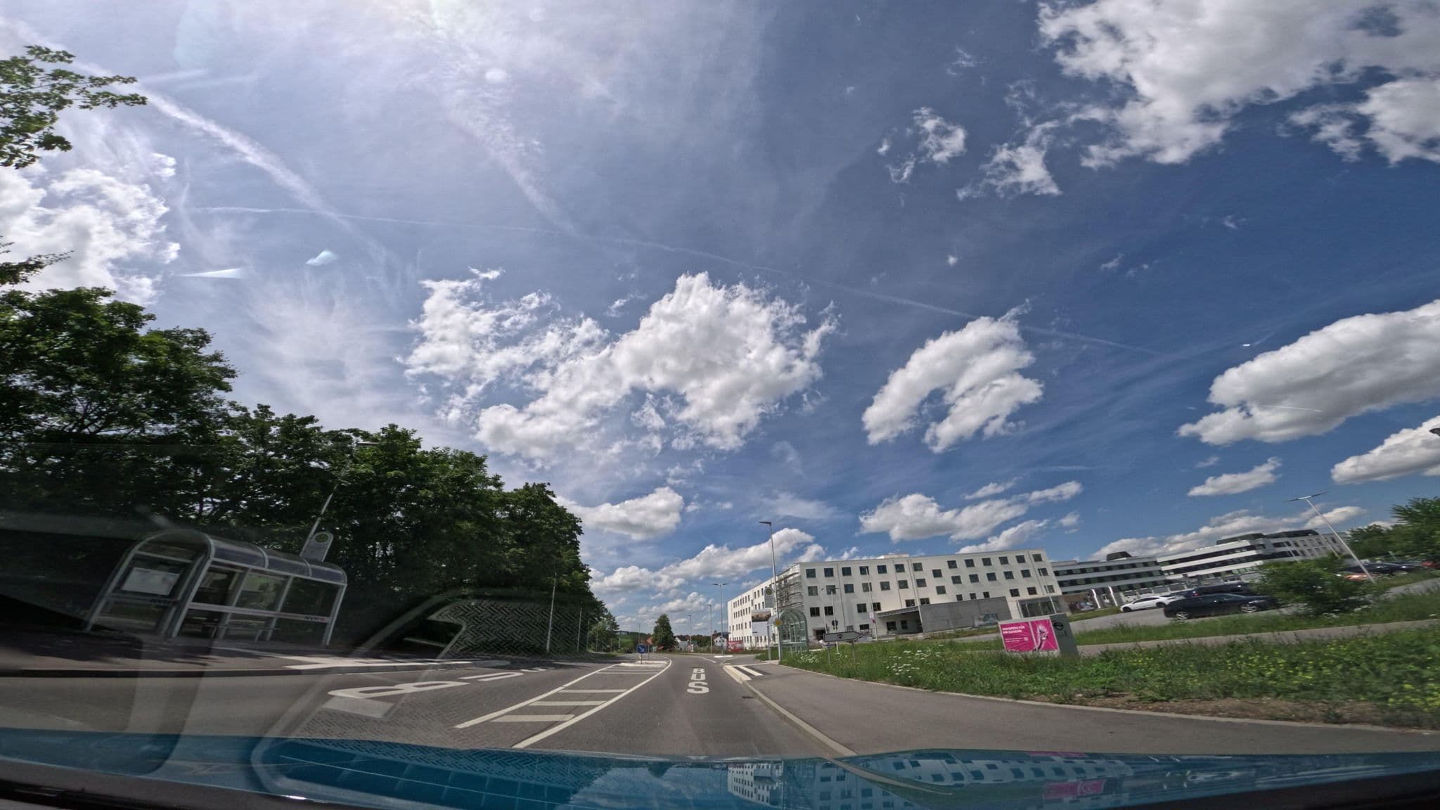 Street view near Schillerplatz, Öhringen — © fx7 (CC BY-SA · Mapillary)