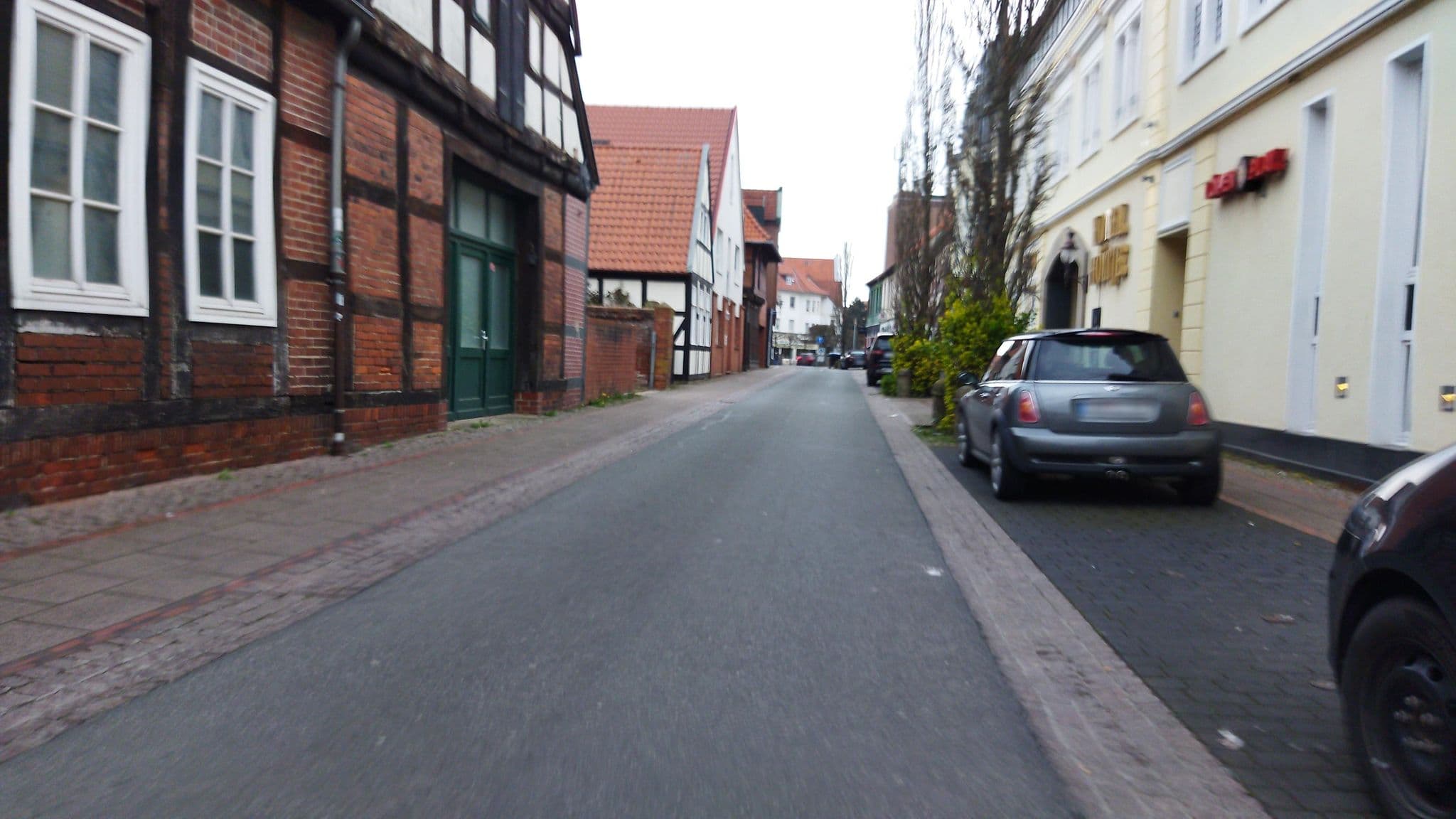 Street view near Akzent Hotel Höltje, Verden — © changchun1 (CC BY-SA · Mapillary)