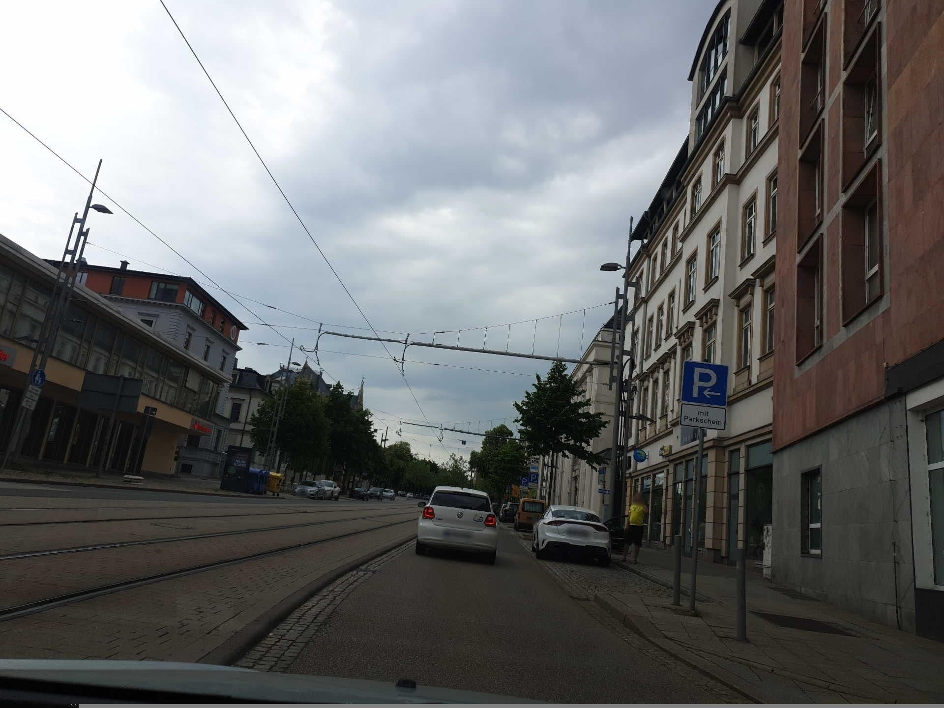 Street view near Hotel an der Oper, Chemnitz — © canislupus (CC BY-SA · Mapillary)