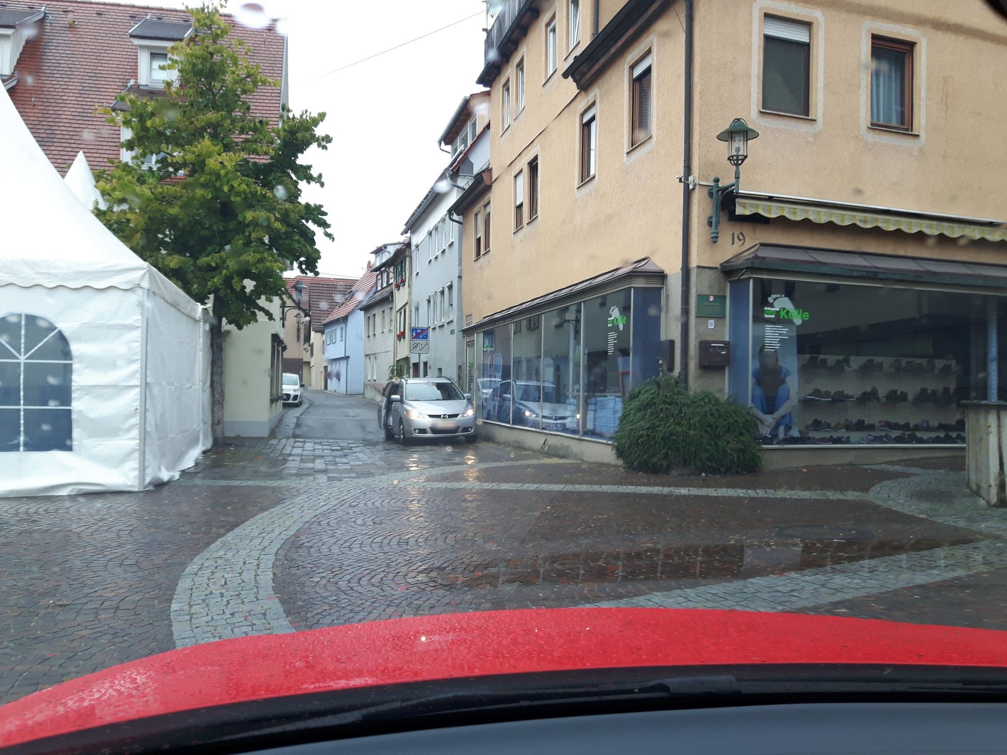 Street view near Hotel Adler am Schloss, Bönnigheim — © changchun1 (CC BY-SA · Mapillary)