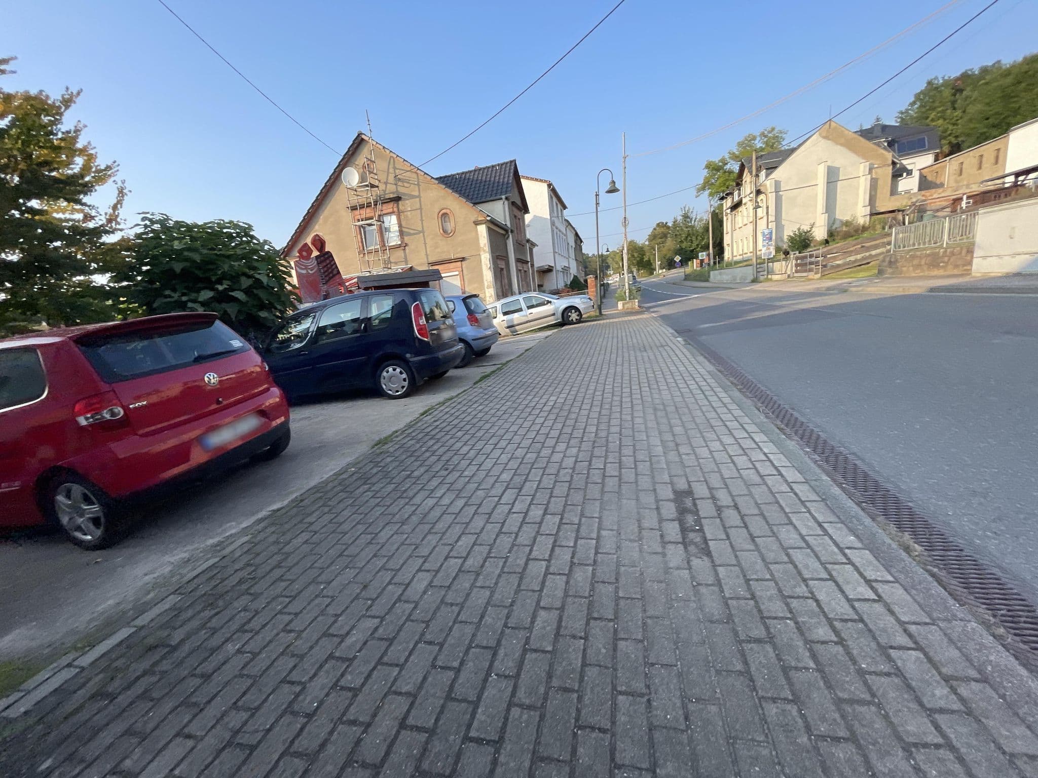 Street view near Zum Prellbock, Lunzenau — © tordans (CC BY-SA · Mapillary)