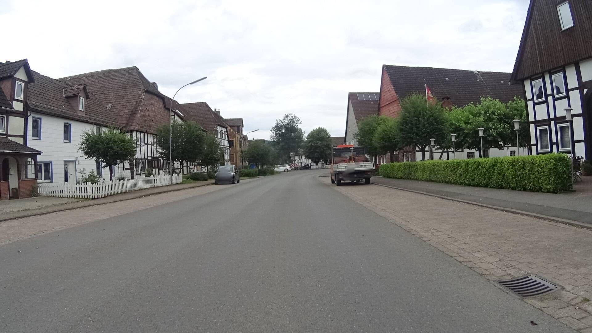 Street view near Gasthaus Hesse, Bevern — © klausx (CC BY-SA · Mapillary)