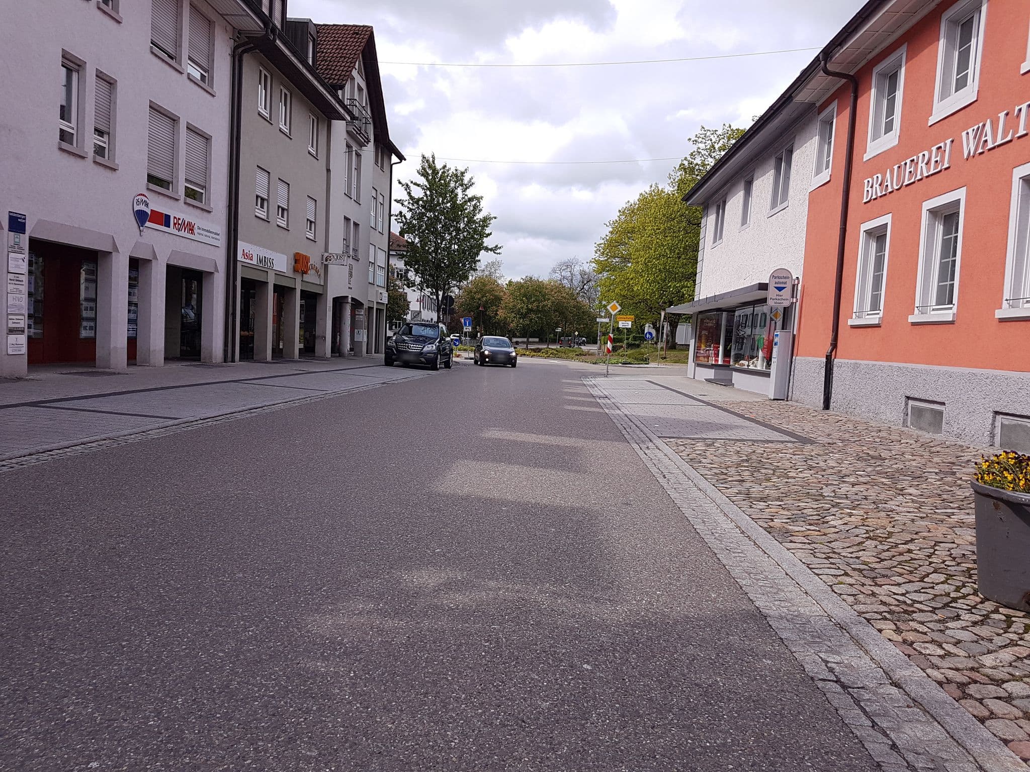 Street view near Brauerei Walter, Lauchringen — © changchun1 (CC BY-SA · Mapillary)