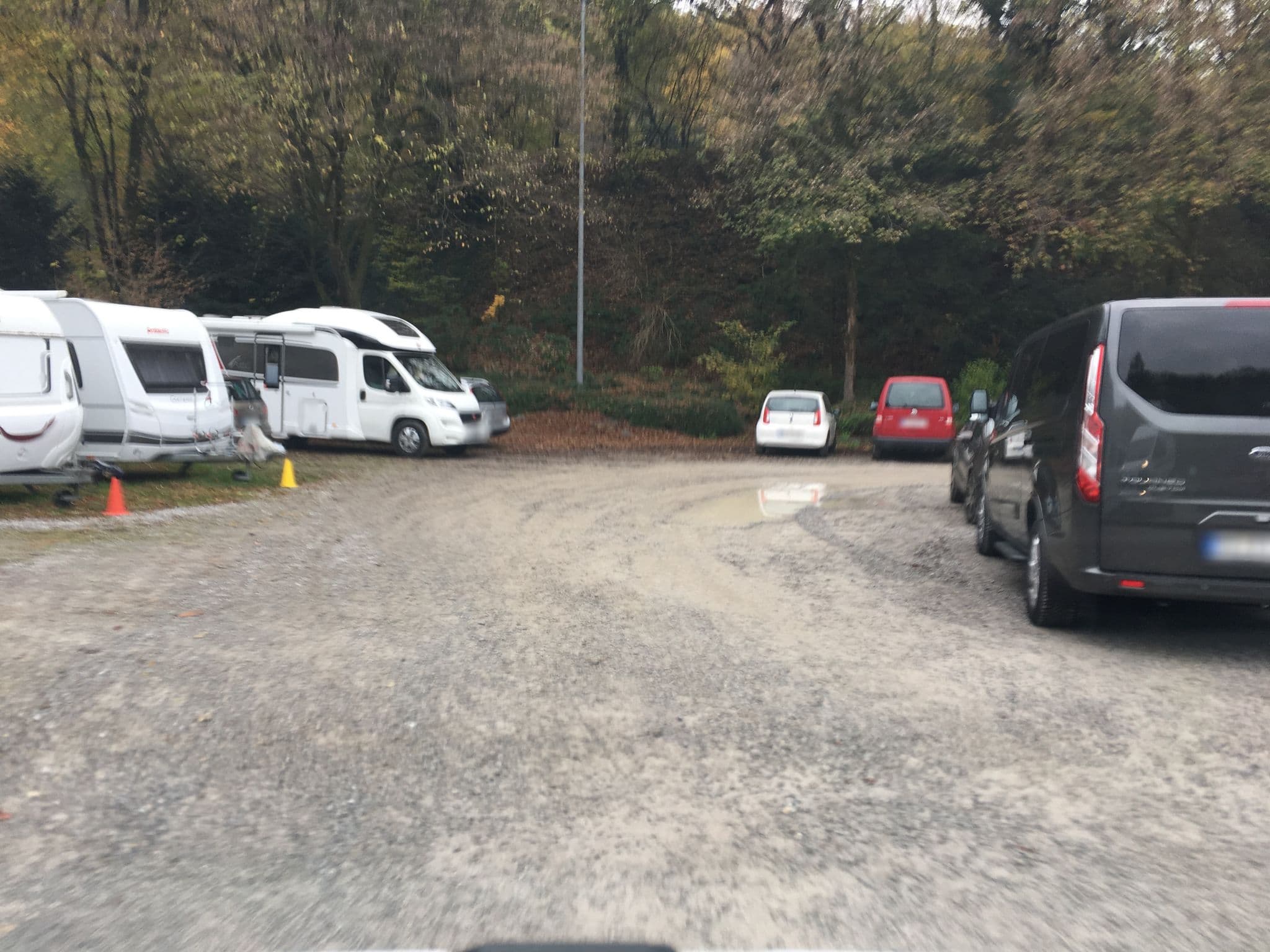 Street view near WoMo Stellplatz Schloß Hardenberg, Velbert — © raymond (CC BY-SA · Mapillary)