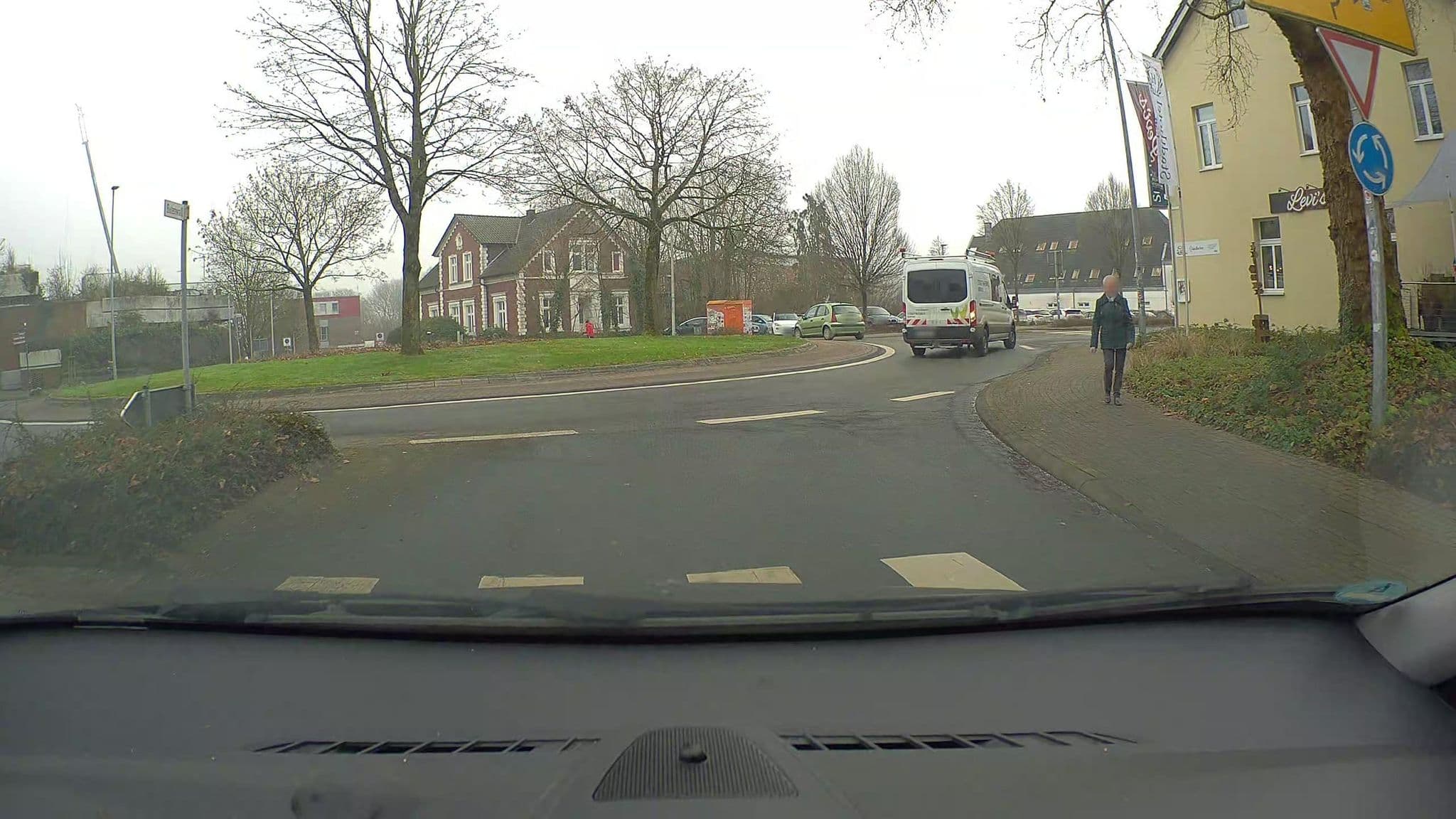 Street view near Stadthotel Borken, Borken — © poxonline (CC BY-SA · Mapillary)