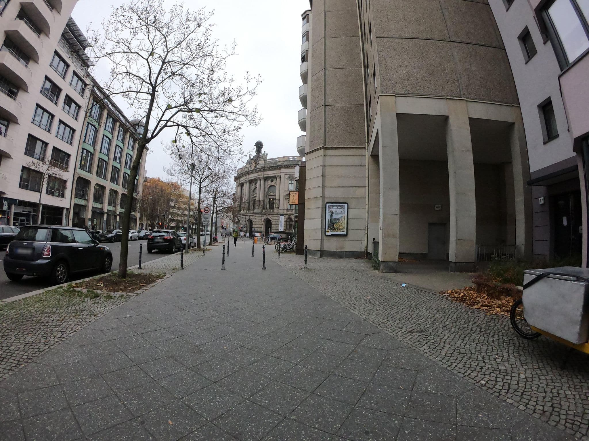 Street view near Café-Hotel M68, Tiergarten — © richlv (CC BY-SA · Mapillary)