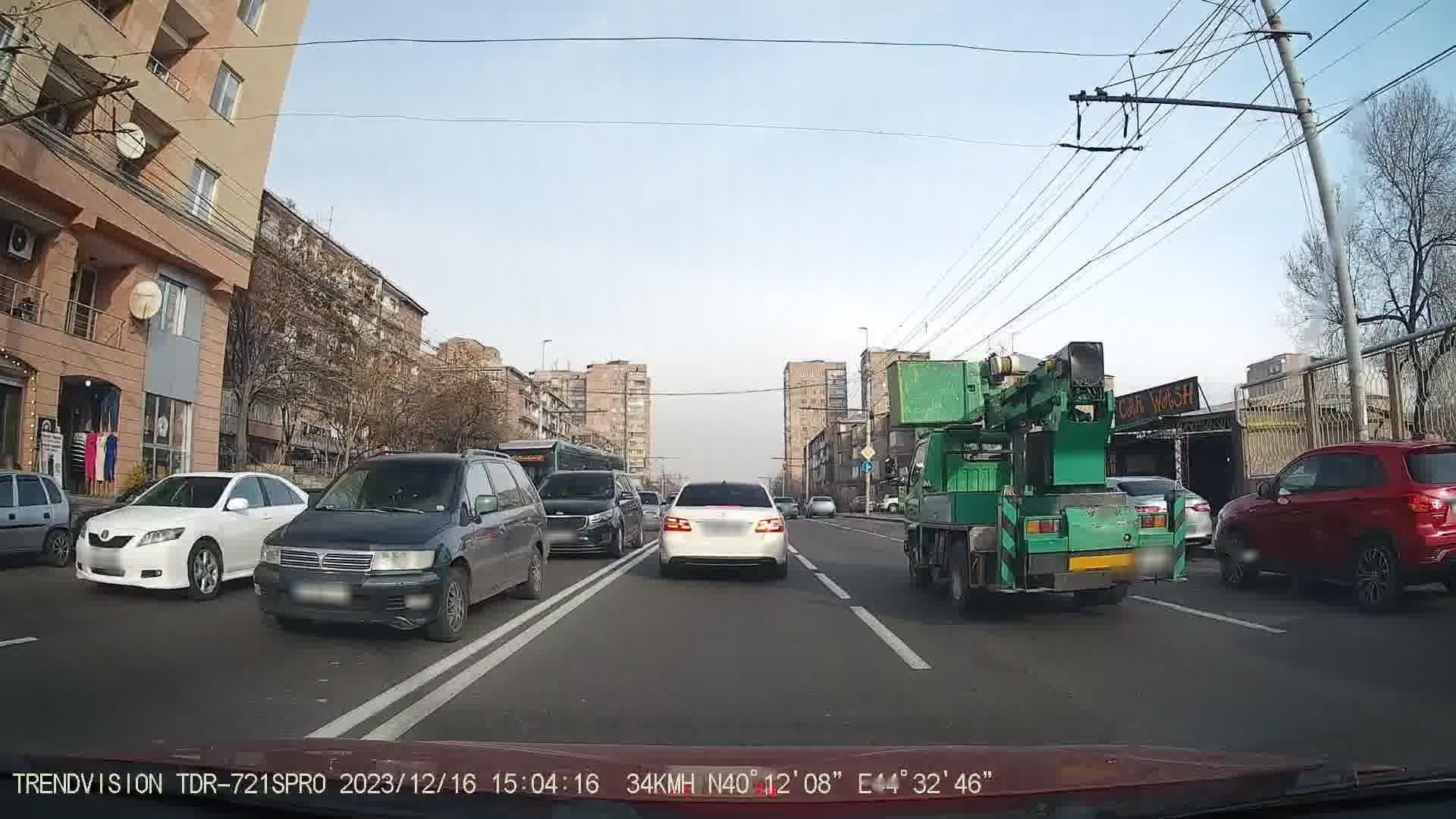 Street view near Ռուբինյանց 47/1, Nor Nork — © noktoborus (CC BY-SA · Mapillary)