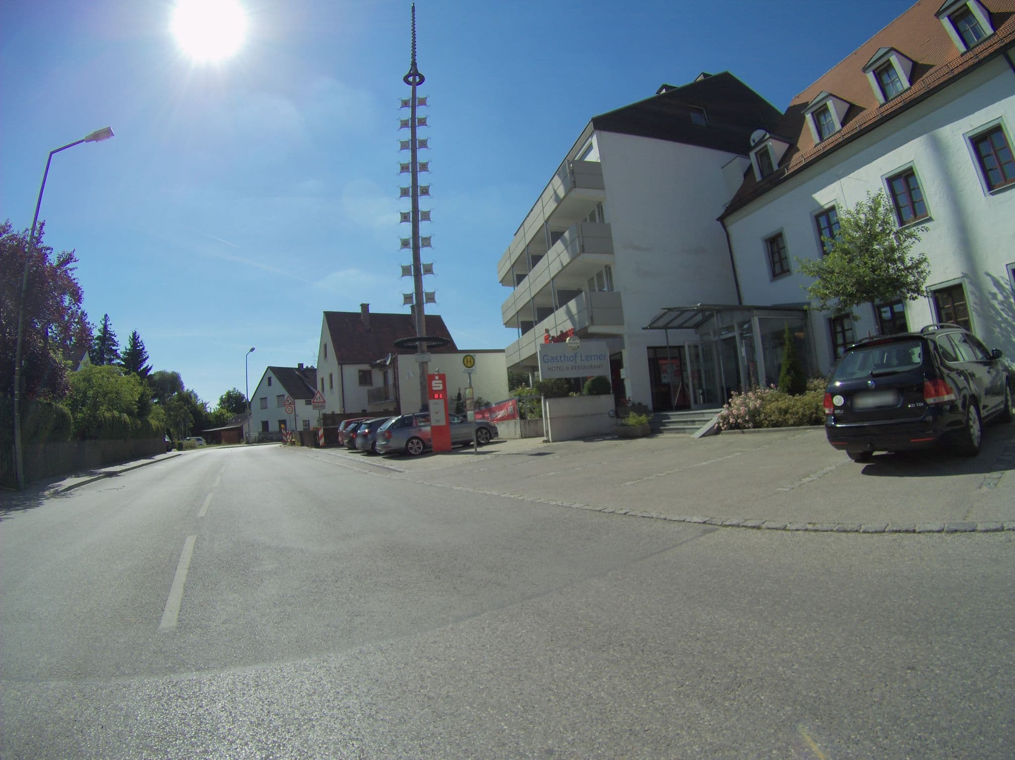 Street view near Gasthof Lerner, Freising — © mischl7 (CC BY-SA · Mapillary)