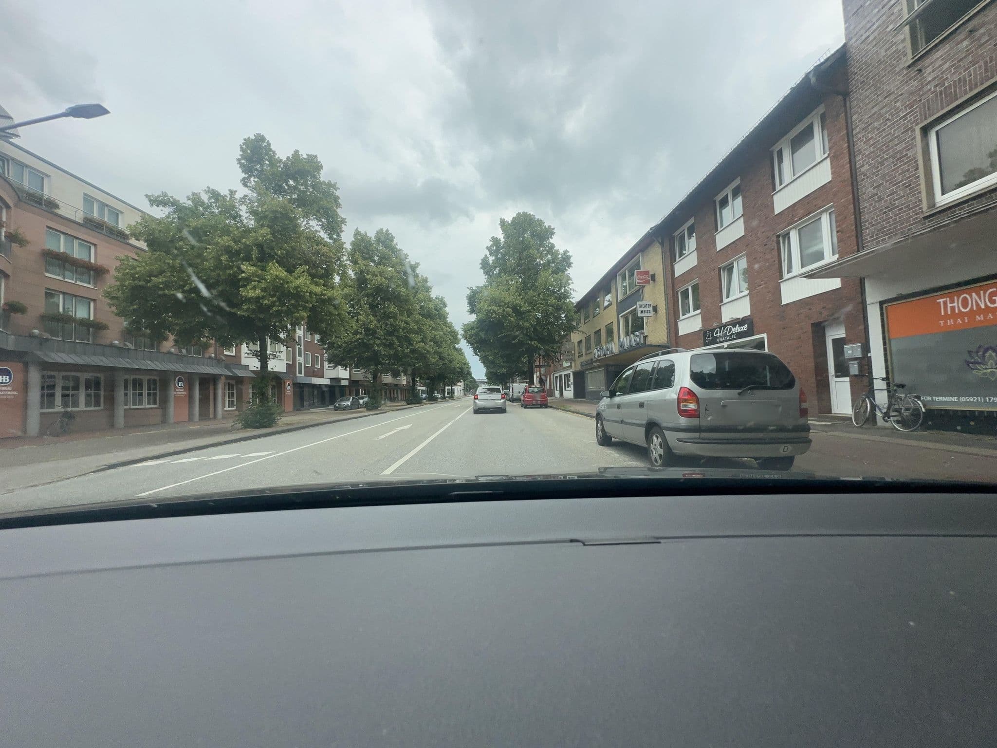 Street view near Hotel am Stadtring, Nordhorn — © brunsben (CC BY-SA · Mapillary)