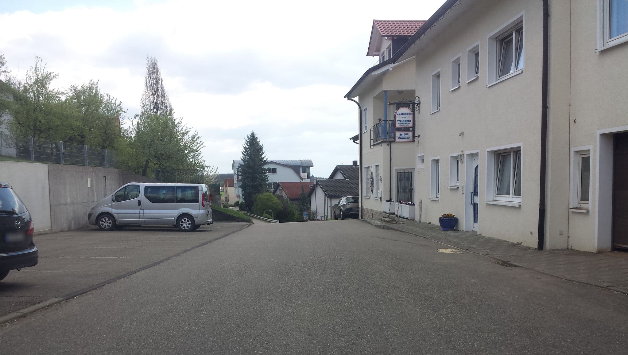 Street view near Am Weinberg, Sinsheim — © wegavision (CC BY-SA · Mapillary)