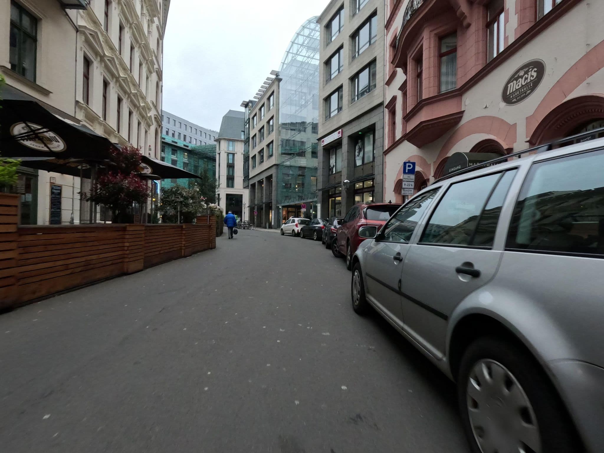 Street view near Apartmenthotel Quartier M, Leipzig — © kopra (CC BY-SA · Mapillary)