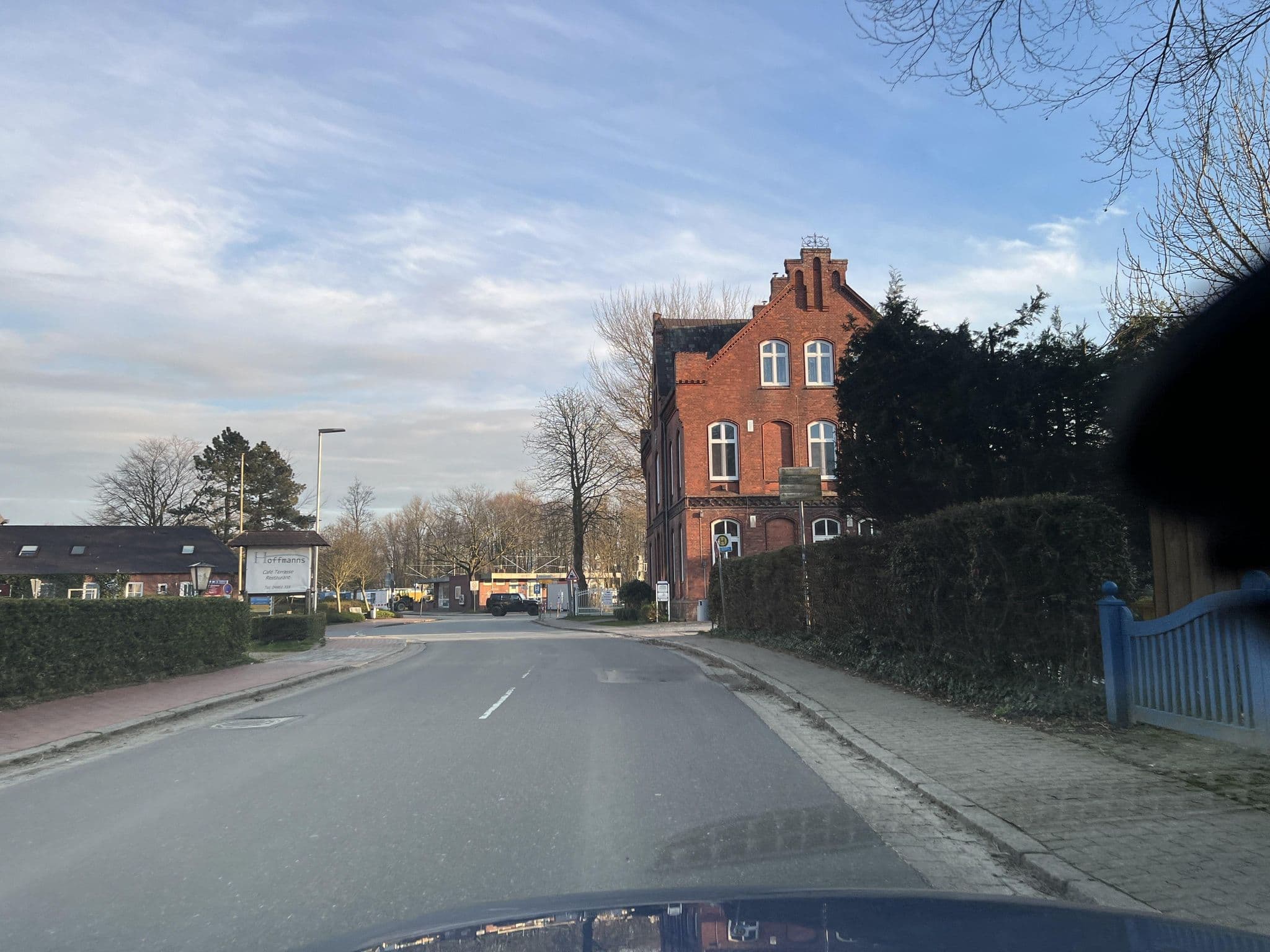 Street view near New Hampshire, Tönning — © robffm (CC BY-SA · Mapillary)