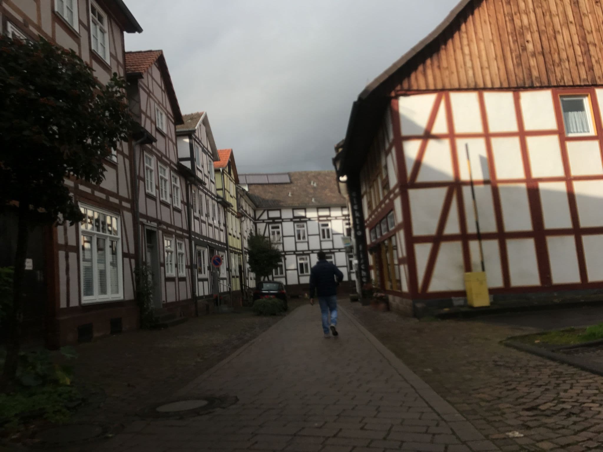 Street view near Ferienwohnungen Fischer, Witzenhausen — © miguel_andrade (CC BY-SA · Mapillary)