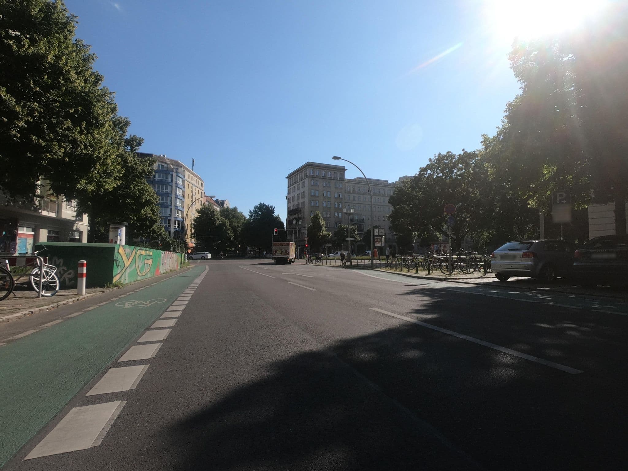 Street view near Hotel Bolgerini Inn, Friedrichshain — © carlheinz (CC BY-SA · Mapillary)