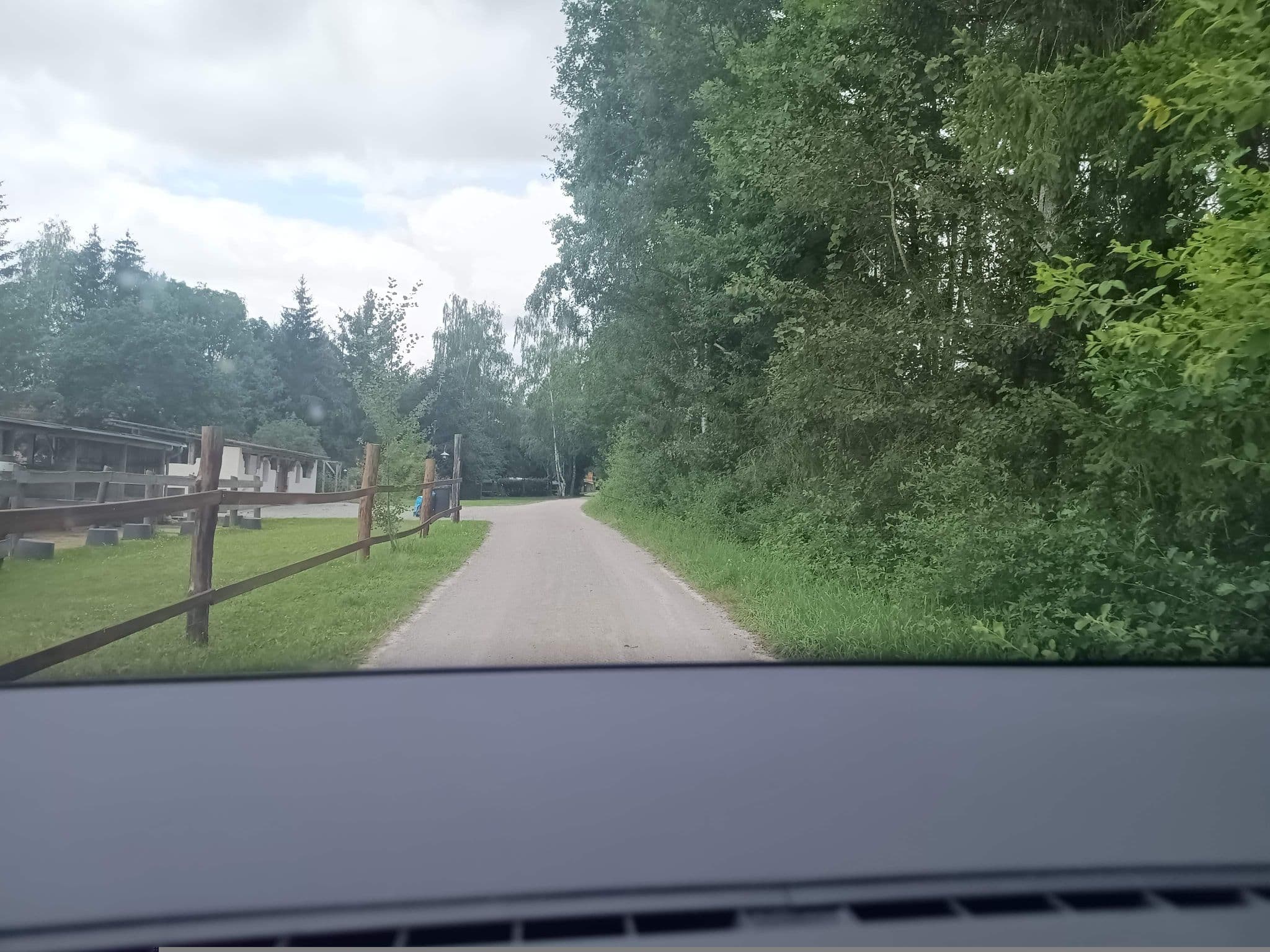 Street view near Old-West-Ranch, Windelsbach — © zuse (CC BY-SA · Mapillary)