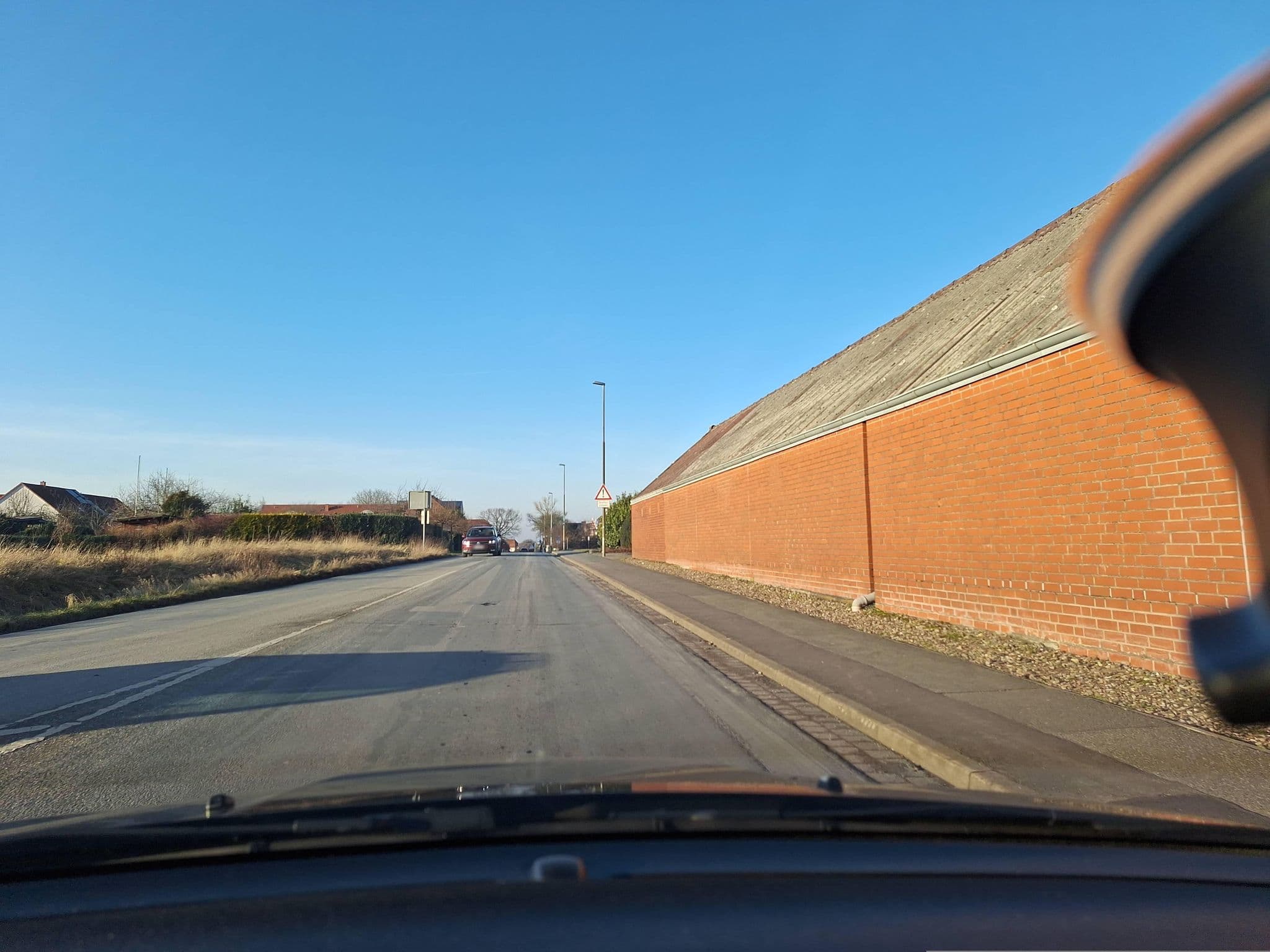 Street view near Möllerburg, Wennigsen — © Langfahrer (CC BY-SA · Mapillary)