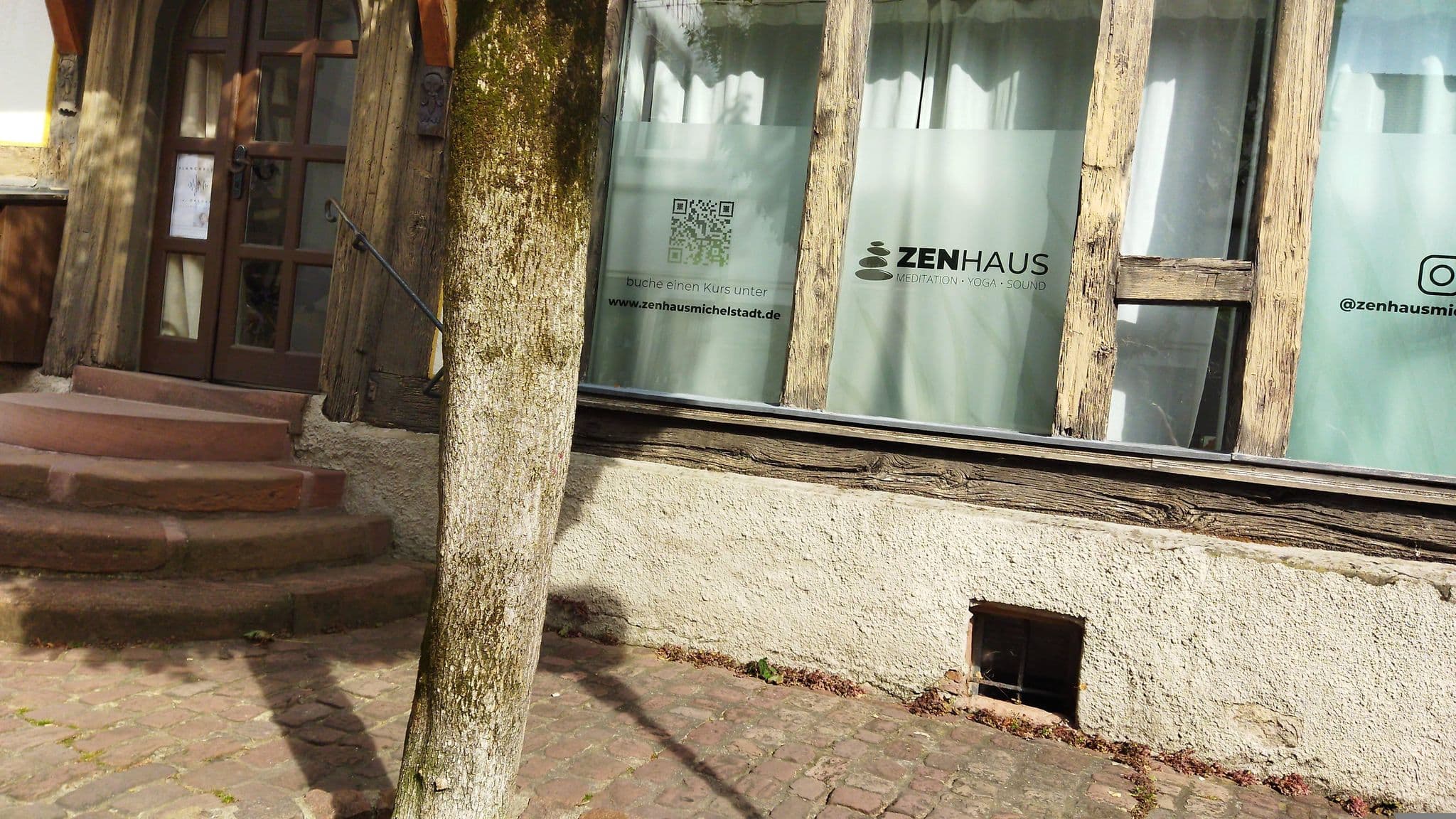 Street view near die träumerei, Michelstadt — © changchun1 (CC BY-SA · Mapillary)