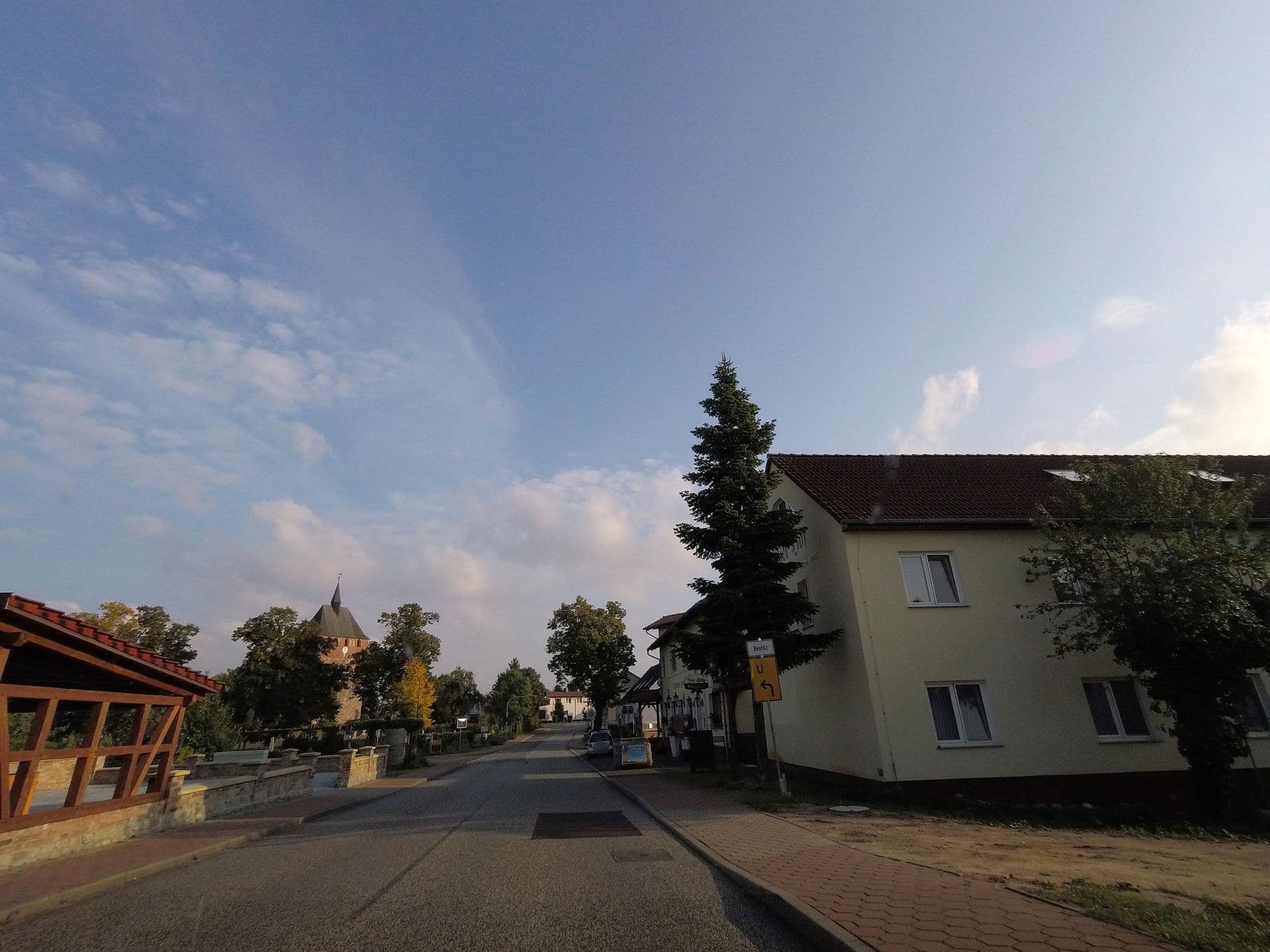 Street view near Linther Hof, Borkheide — © fdmap (CC BY-SA · Mapillary)