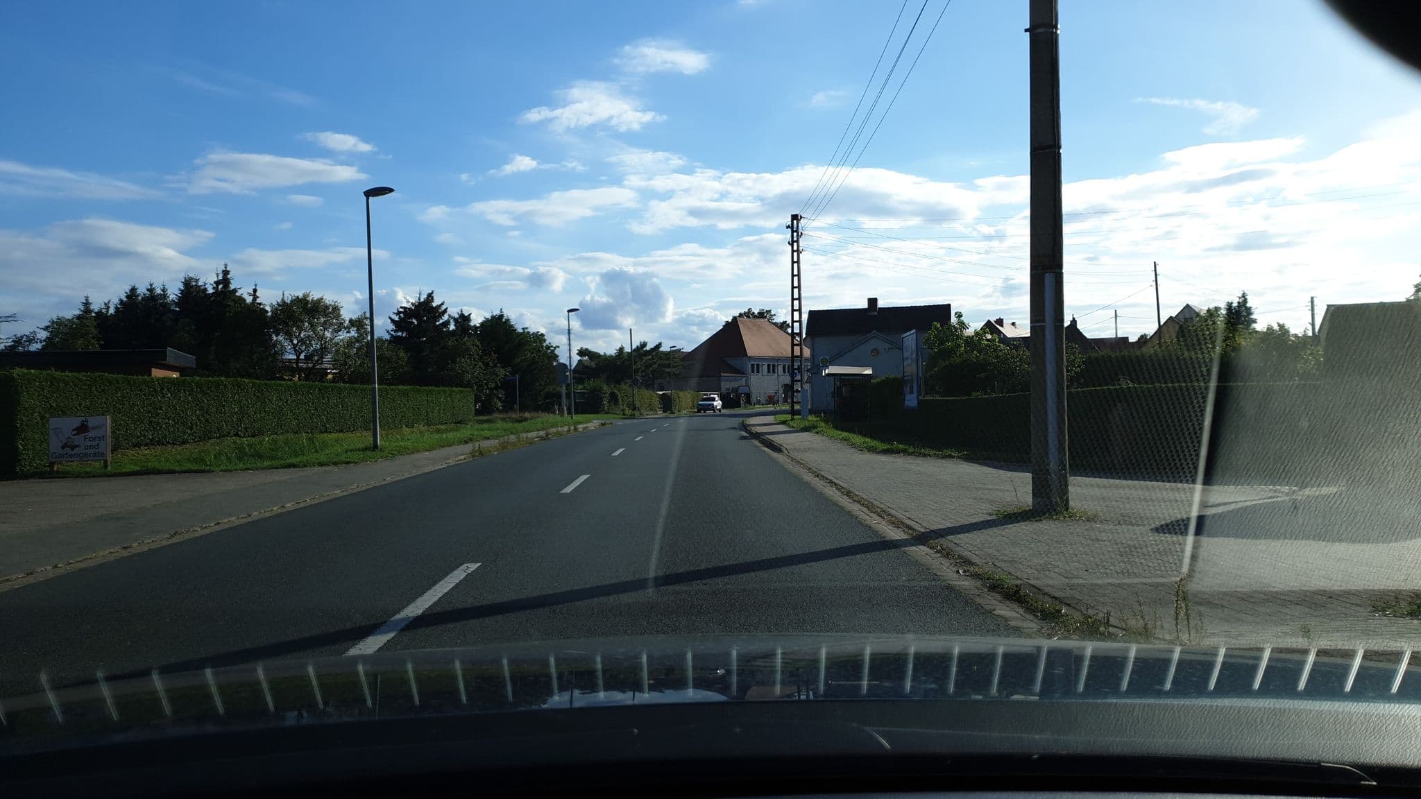 Street view near Zimmervermietung Apitzsch, Radis — © tomatsn (CC BY-SA · Mapillary)