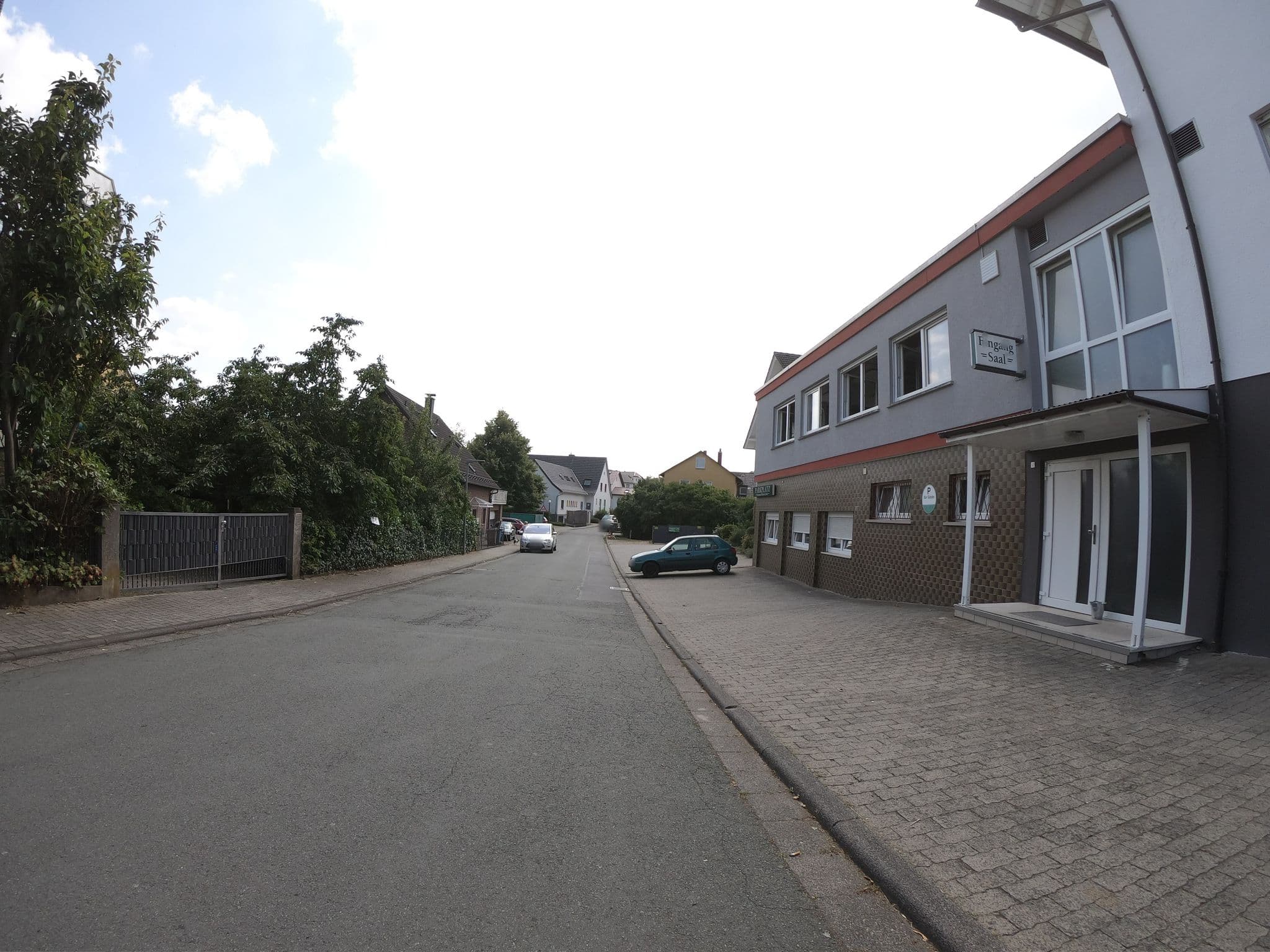 Street view near Hotel "Zur Linde", Hörnsheim — © grinninghamster (CC BY-SA · Mapillary)